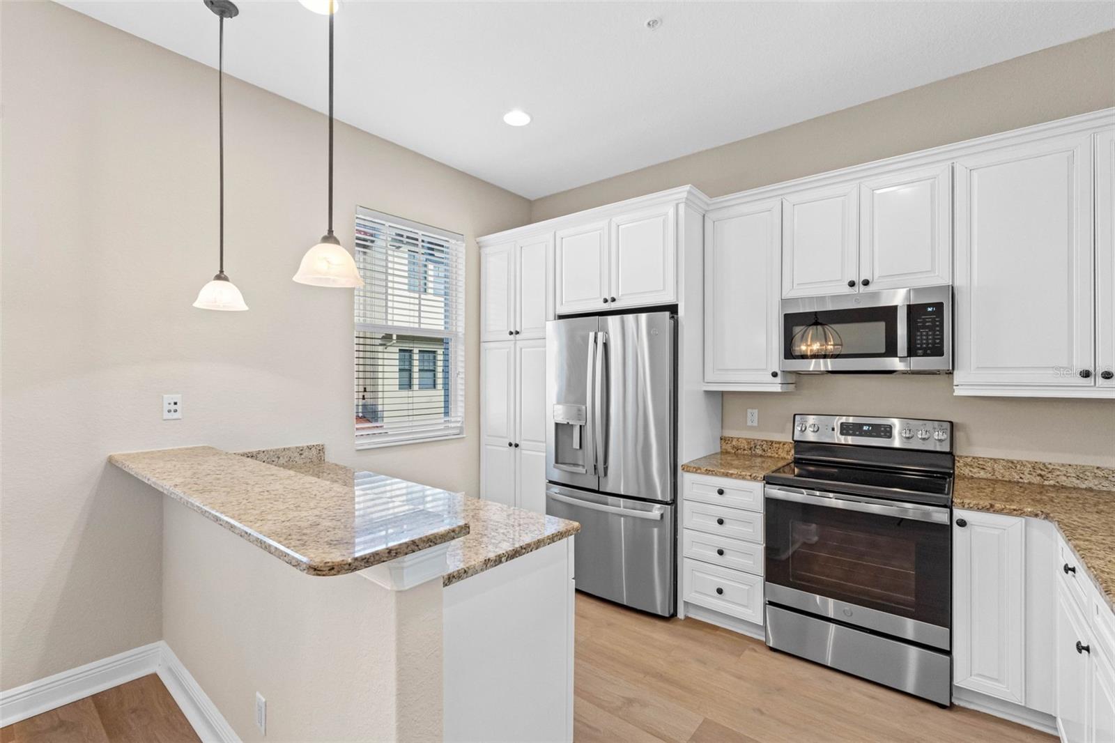 Image 15 of 79 For 6030 Yeats Manor Drive 105