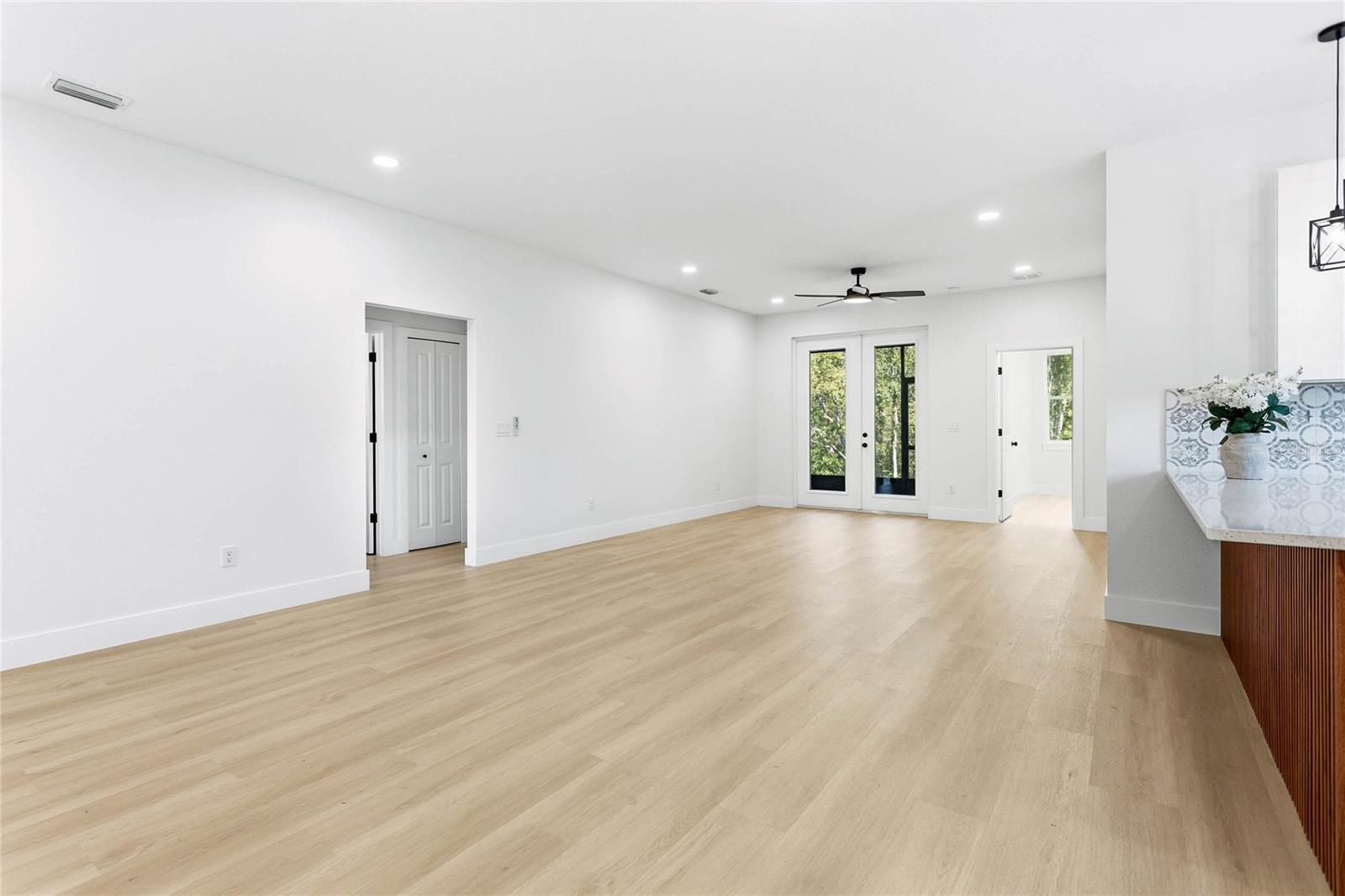 Image 12 of 45 For 126 Canby Circle
