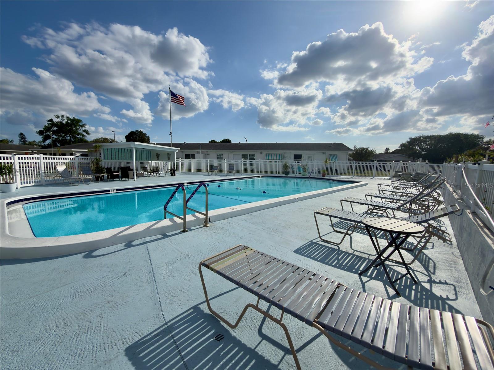 Image 21 of 27 For 9805 Lily Street N 9805