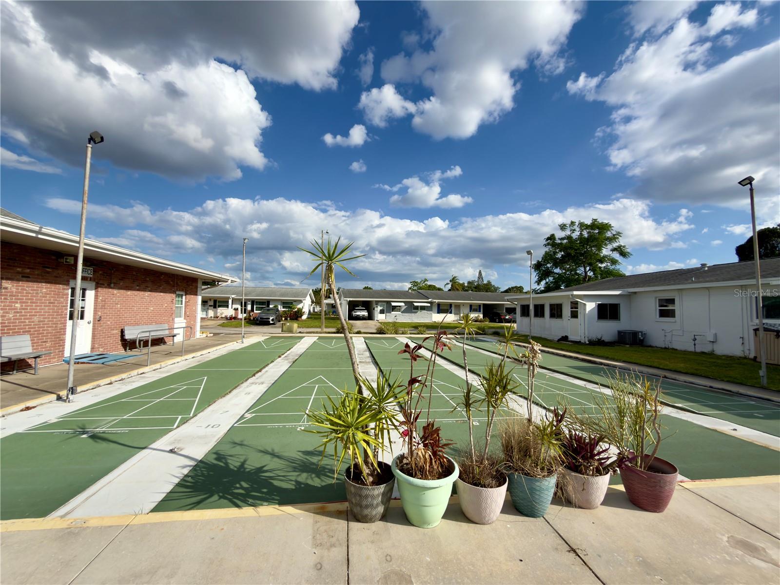 Image 24 of 27 For 9805 Lily Street N 9805