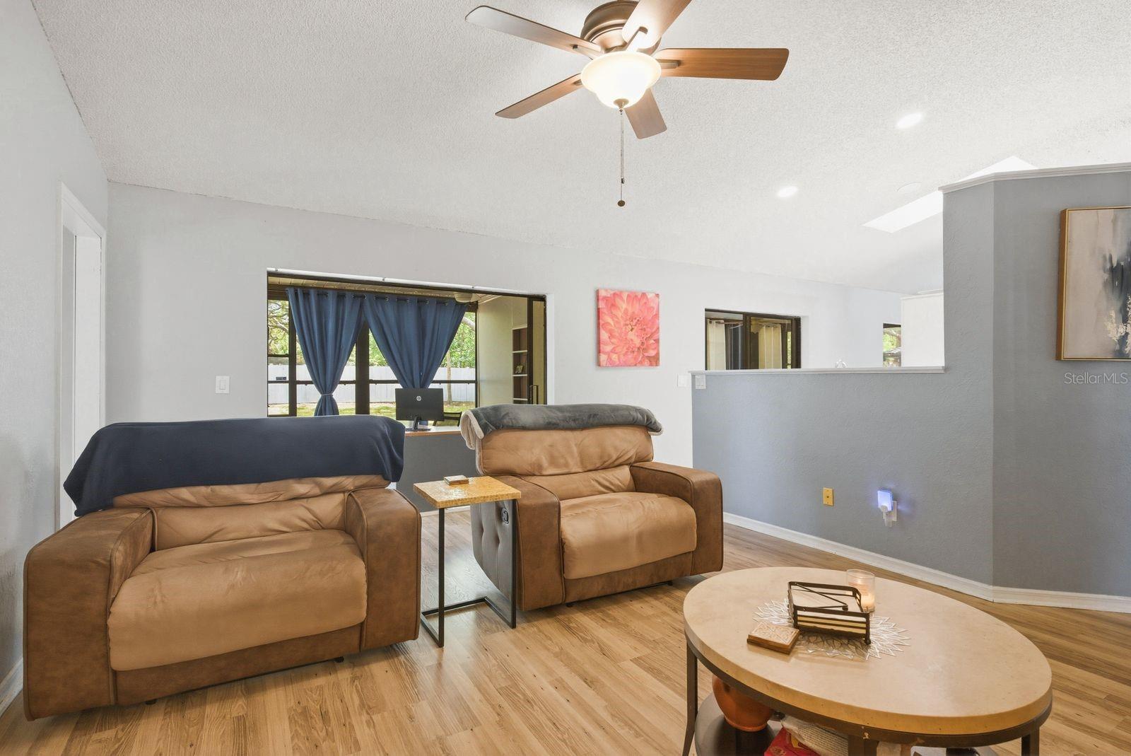 Image 10 of 22 For 8300 Annapolis Road