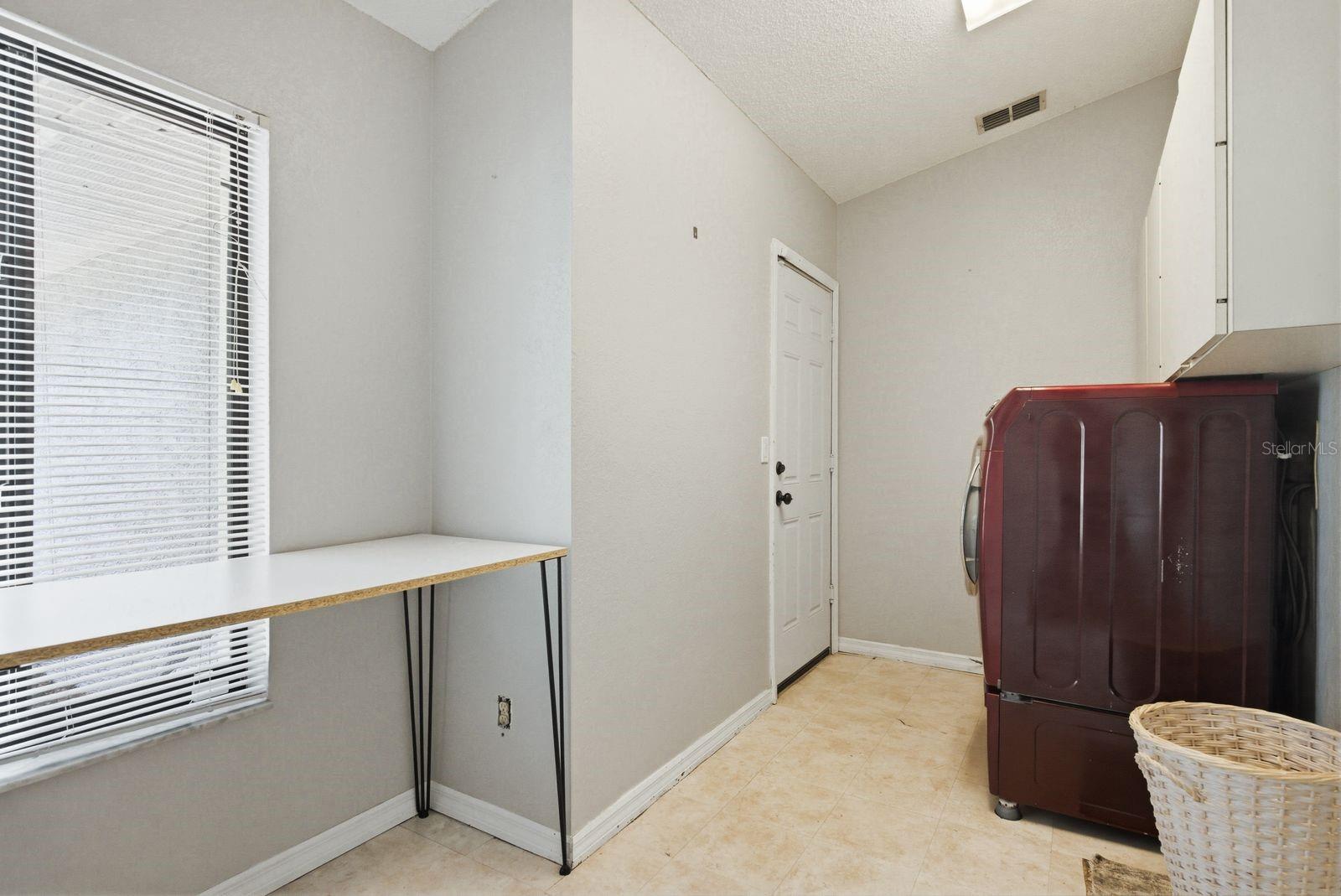 Image 19 of 22 For 8300 Annapolis Road