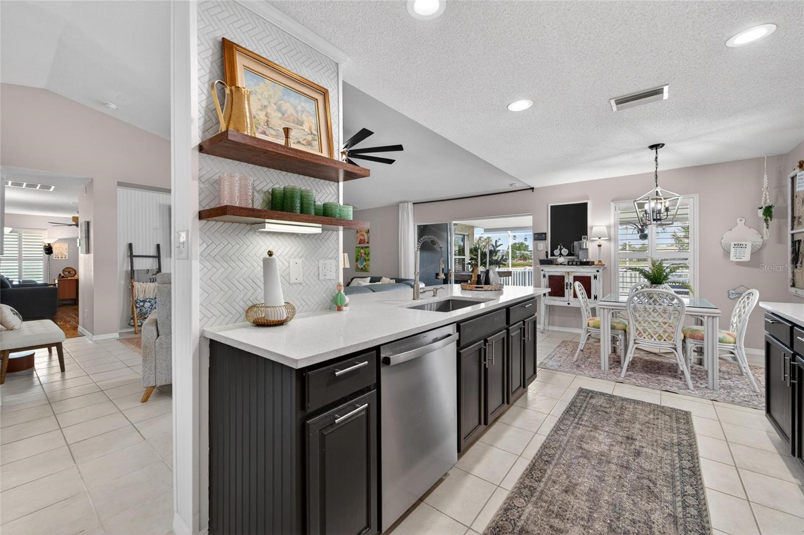 Image 11 of 46 For 12034 Larson Lane