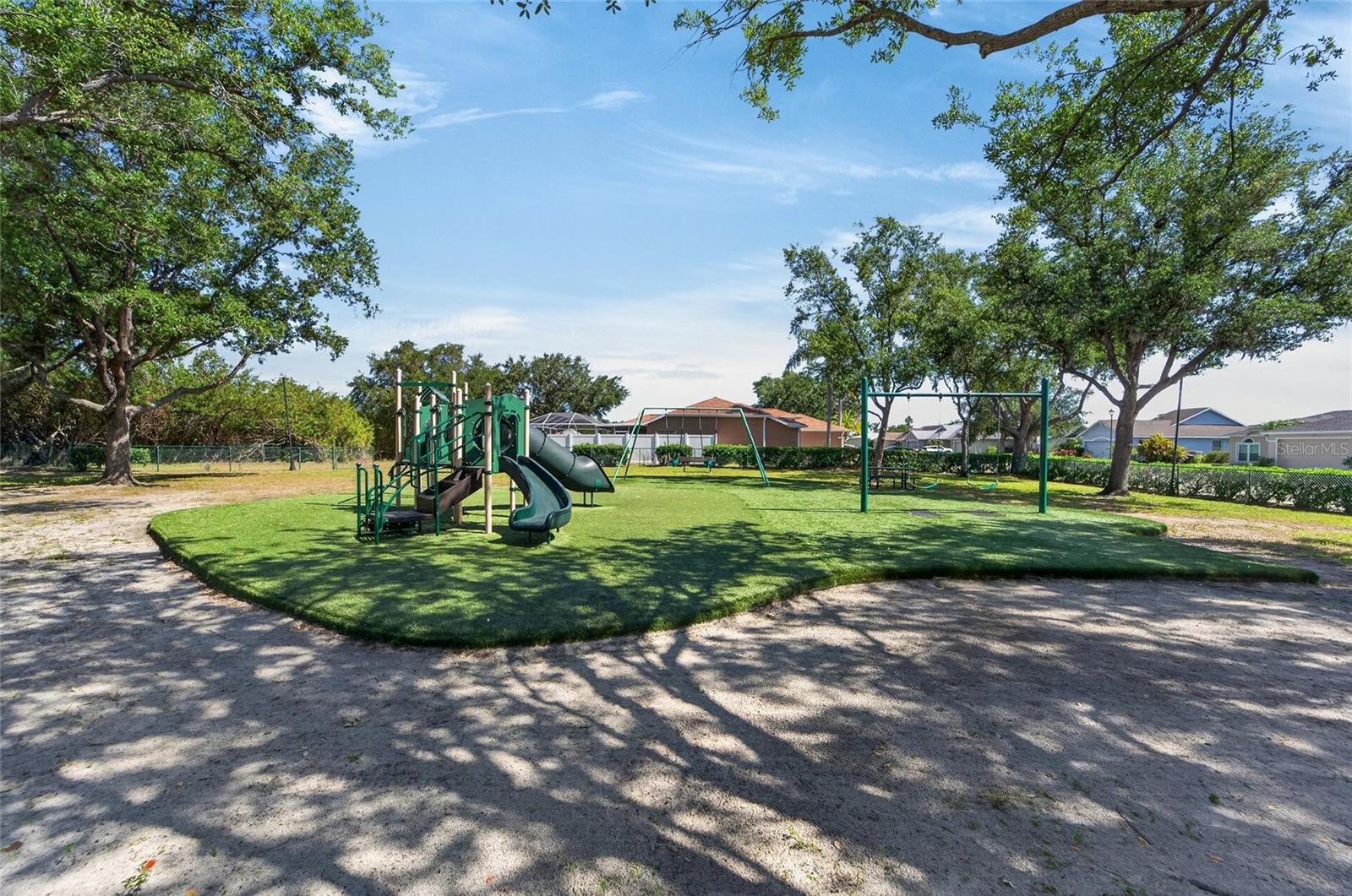 Image 45 of 46 For 12034 Larson Lane