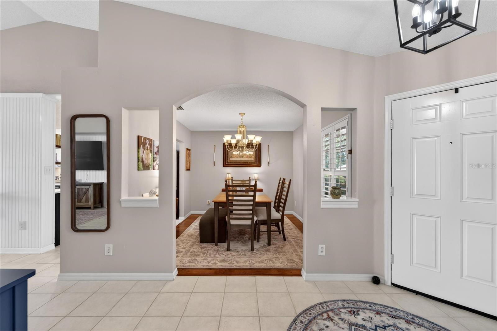 Image 6 of 46 For 12034 Larson Lane