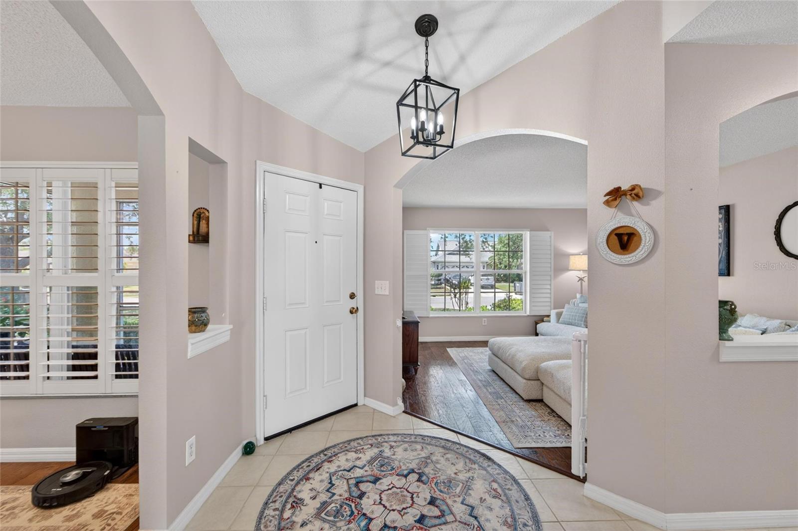 Image 8 of 46 For 12034 Larson Lane