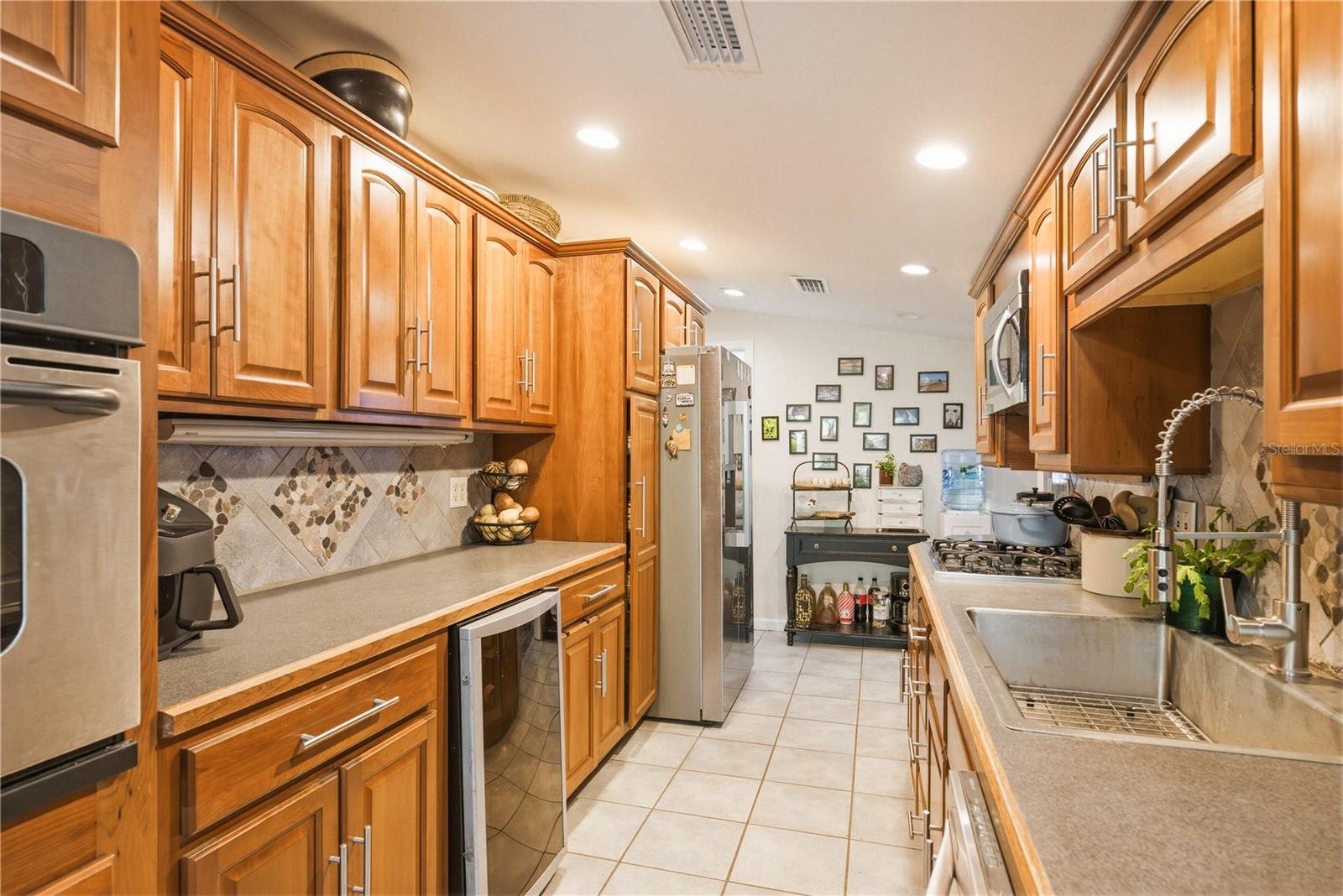 Image 14 of 53 For 701 Crest Avenue