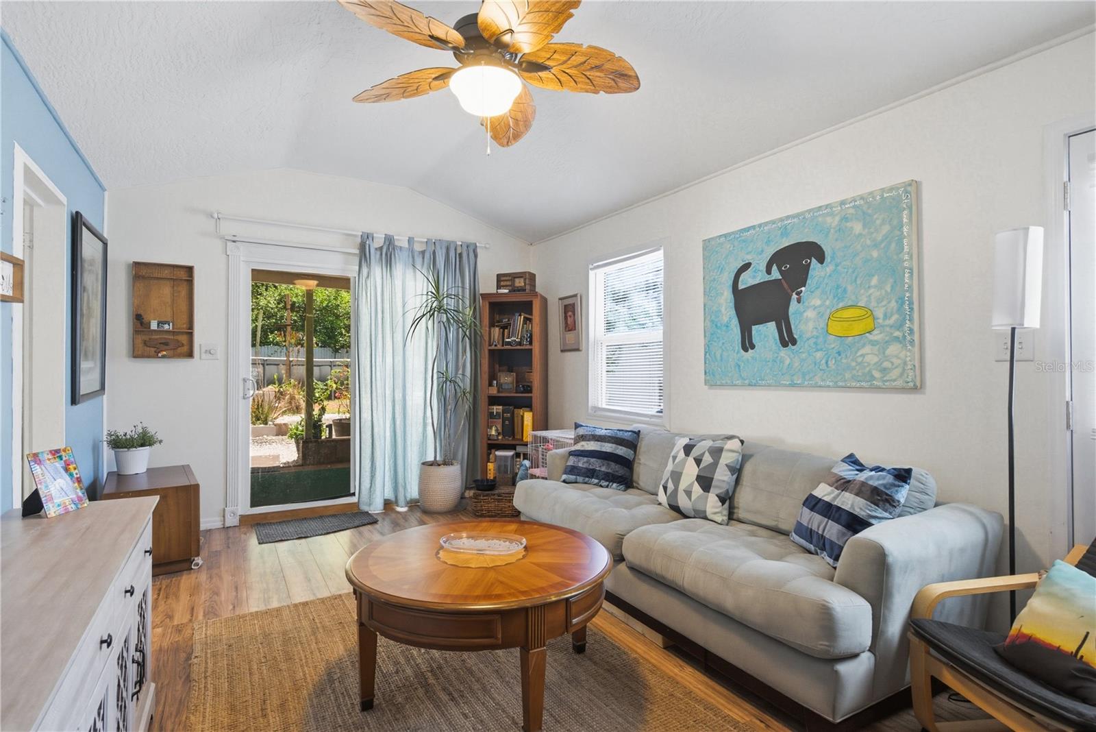 Image 17 of 53 For 701 Crest Avenue