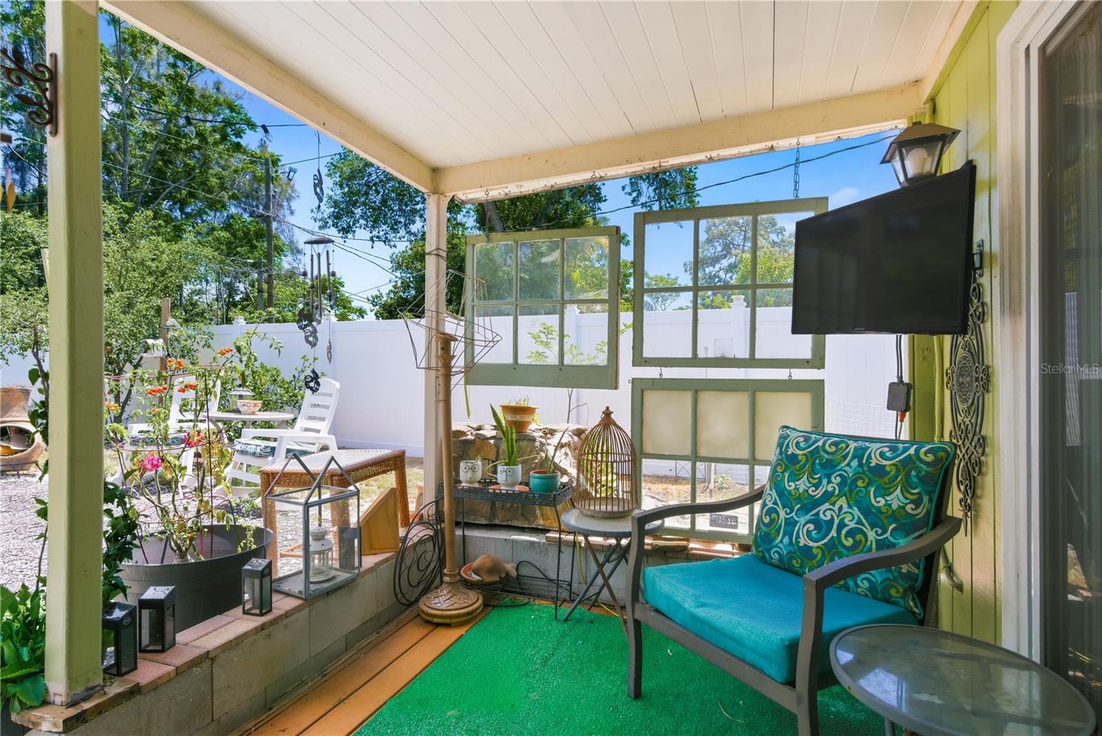 Image 31 of 53 For 701 Crest Avenue