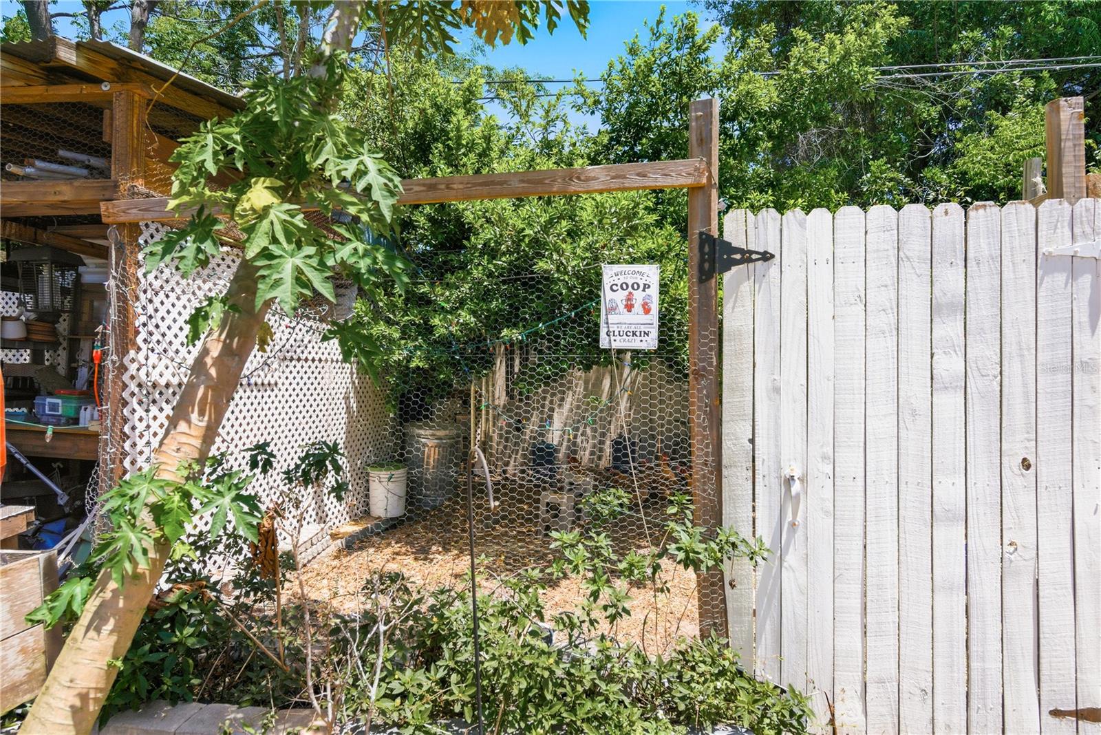 Image 41 of 53 For 701 Crest Avenue