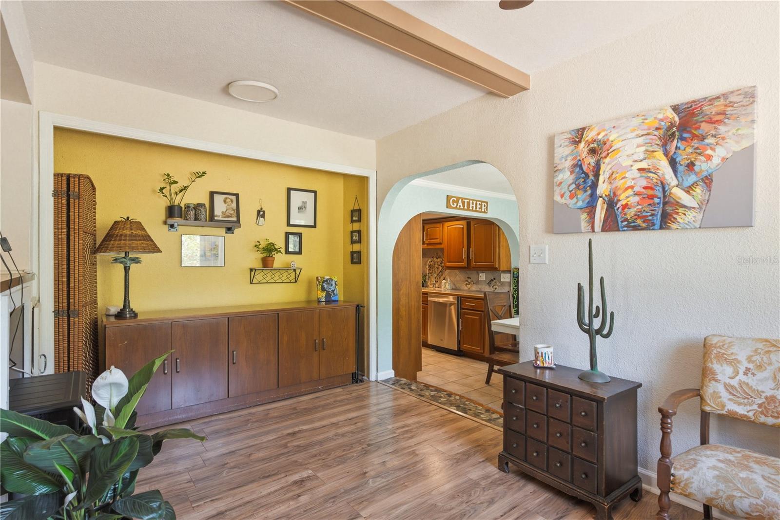 Image 9 of 53 For 701 Crest Avenue