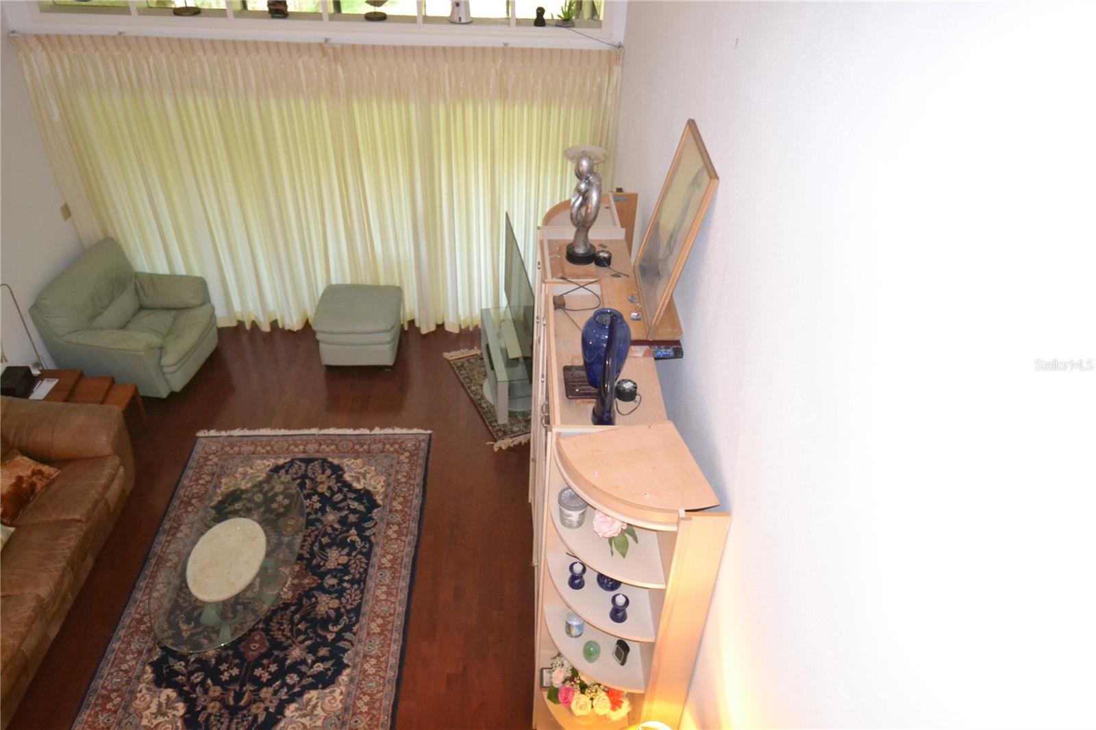 Image 11 of 73 For 112 Lindsay Lane