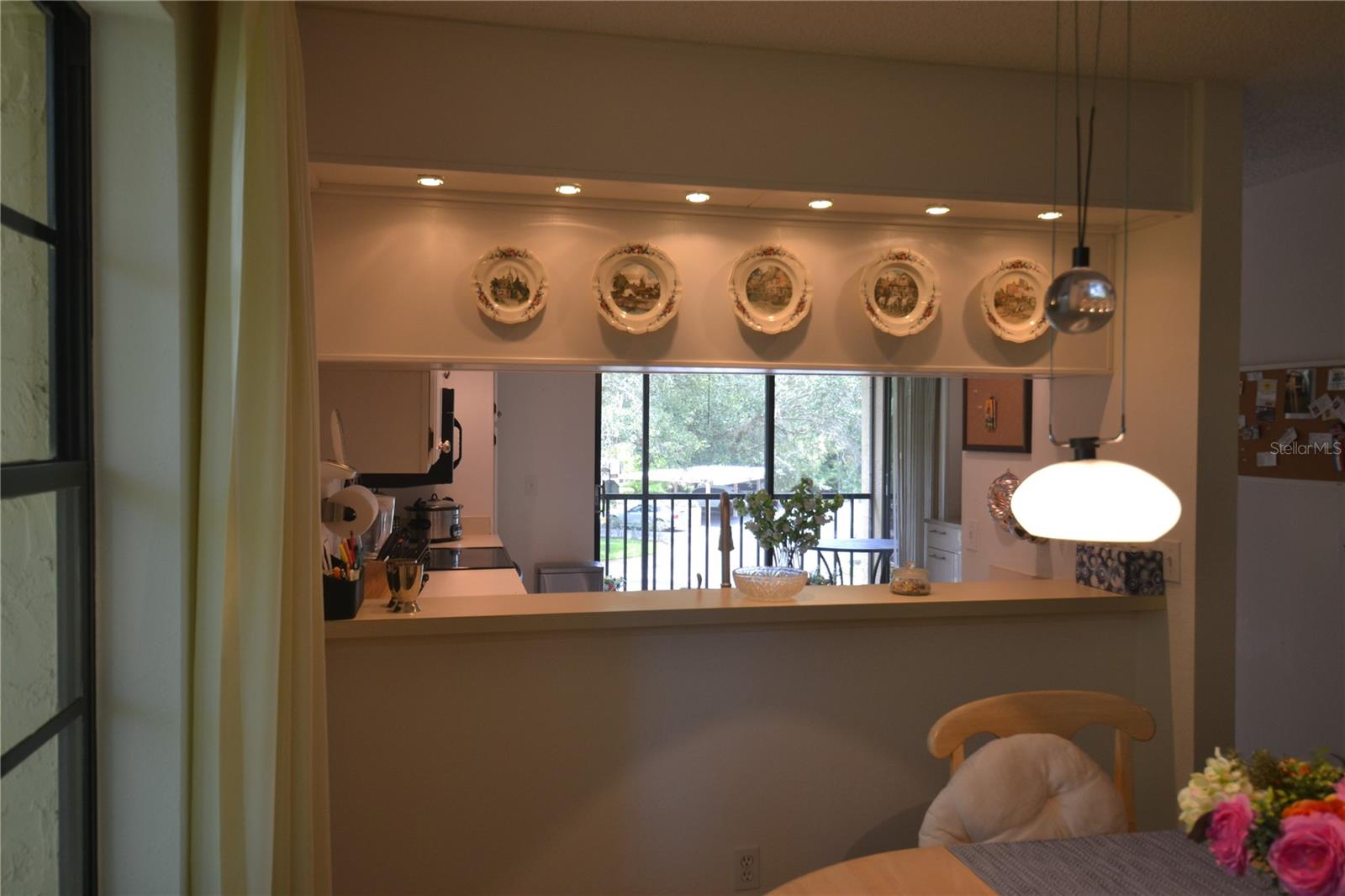 Image 18 of 73 For 112 Lindsay Lane