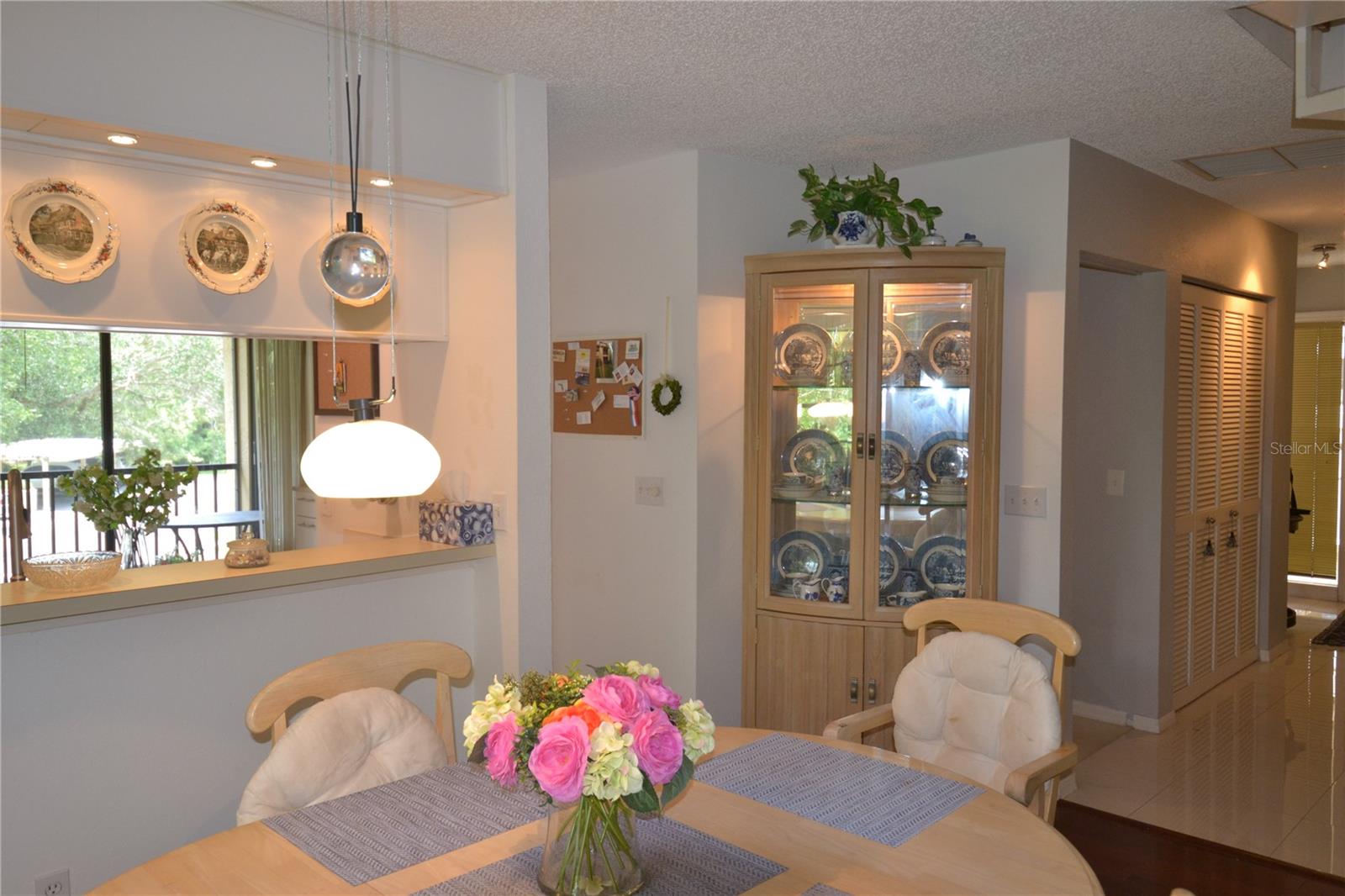 Image 19 of 73 For 112 Lindsay Lane