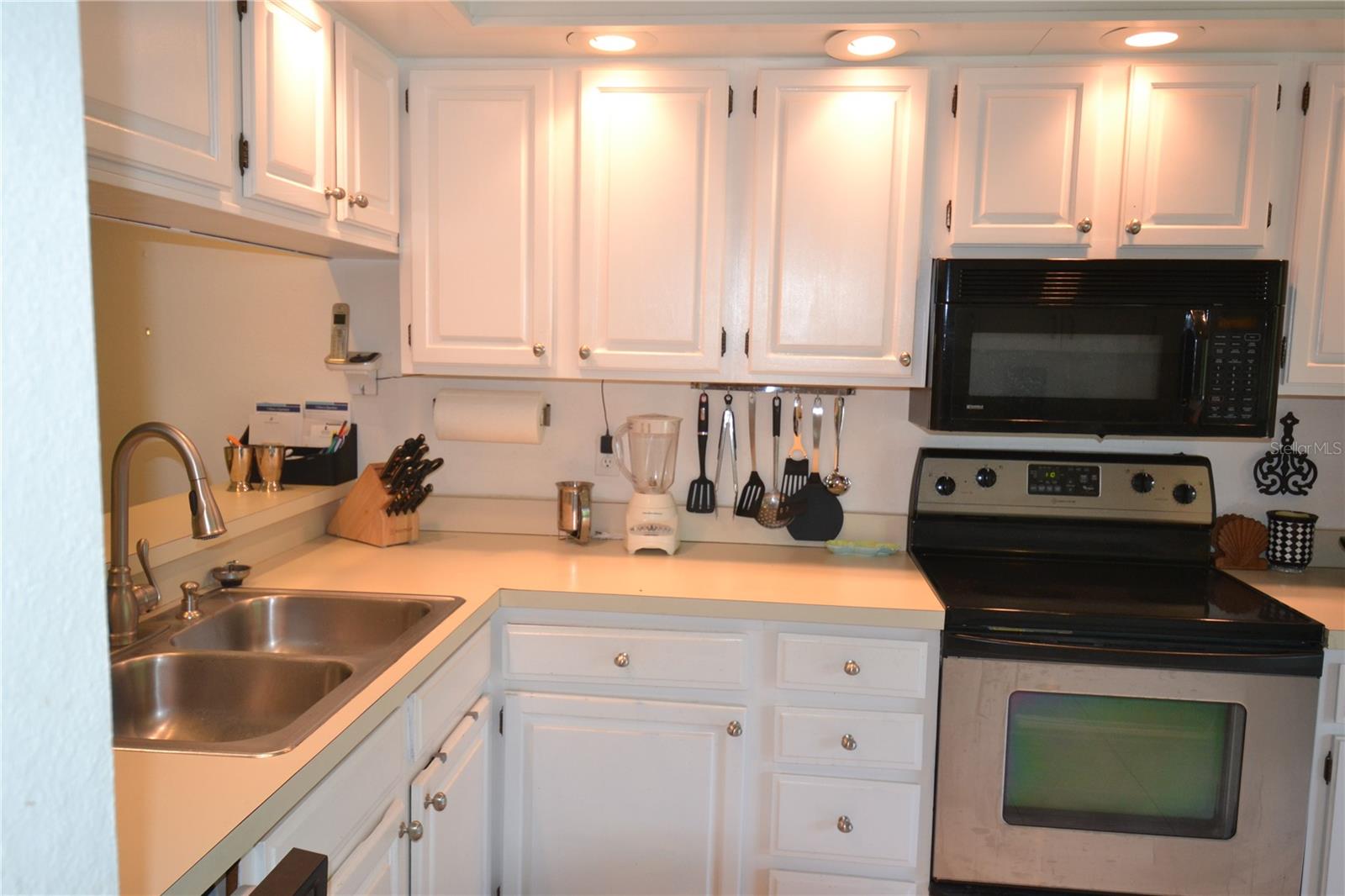 Image 24 of 73 For 112 Lindsay Lane