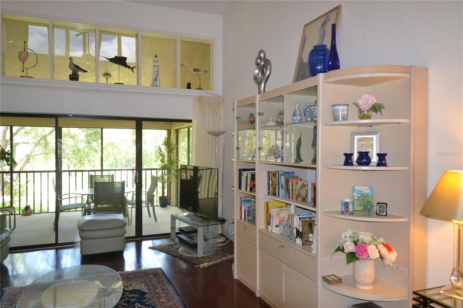 Image 33 of 73 For 112 Lindsay Lane