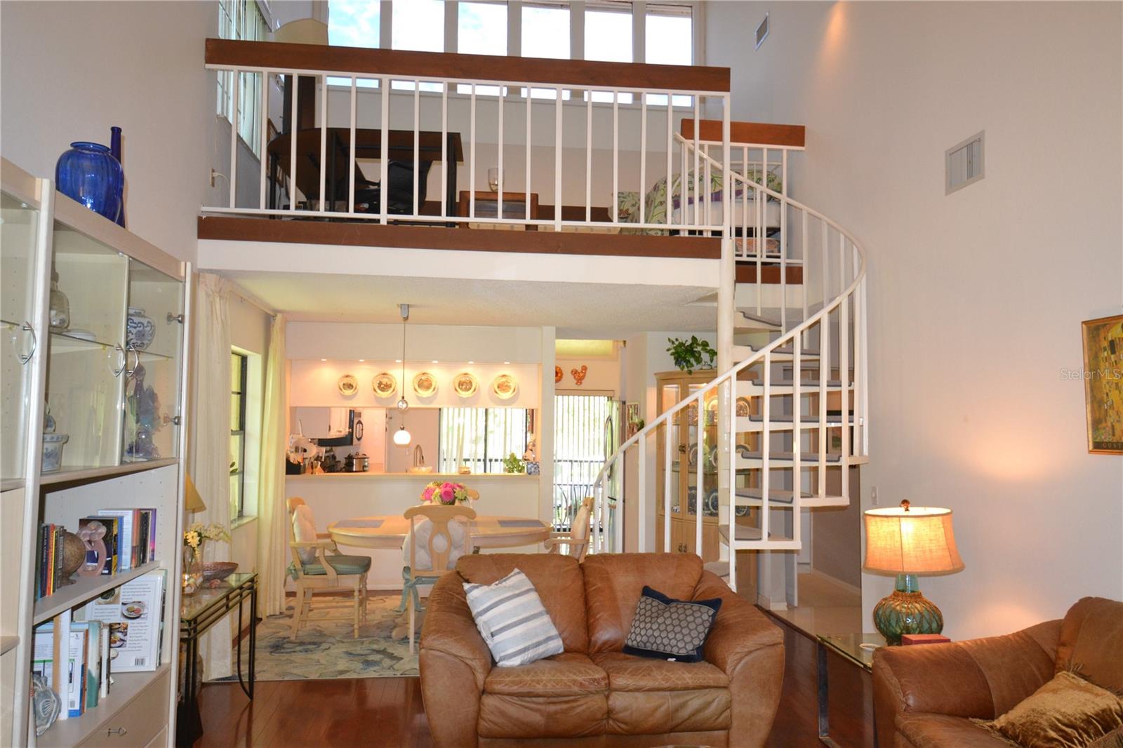 Image 39 of 73 For 112 Lindsay Lane