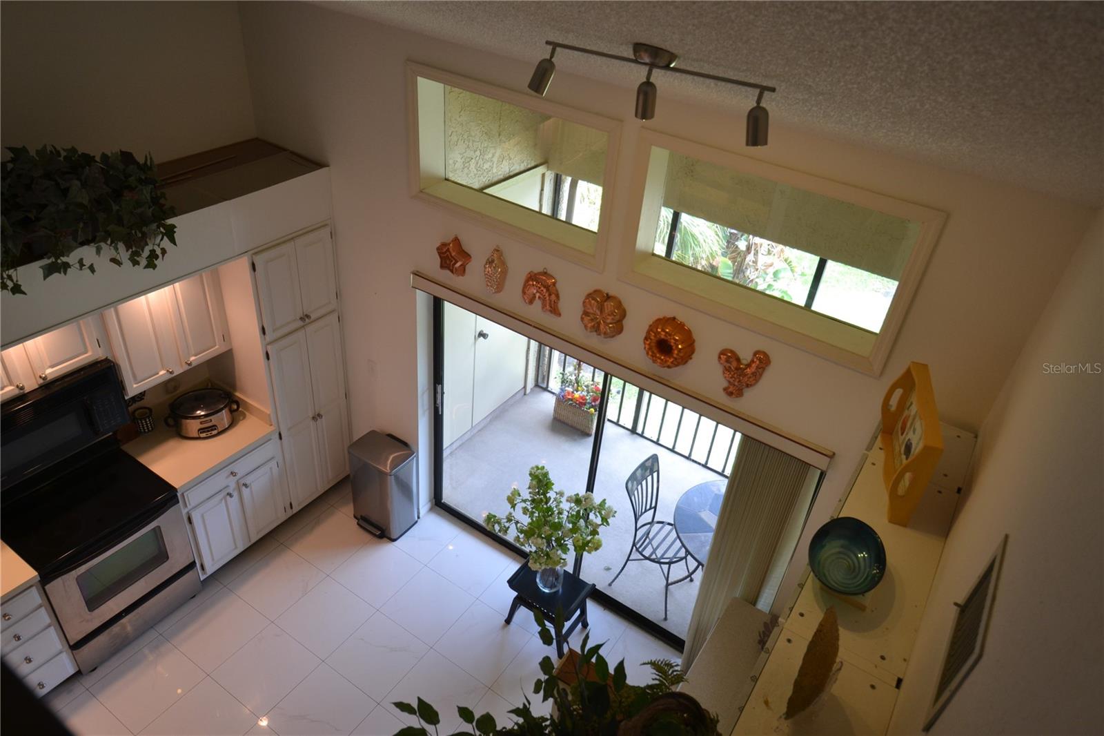 Image 4 of 73 For 112 Lindsay Lane