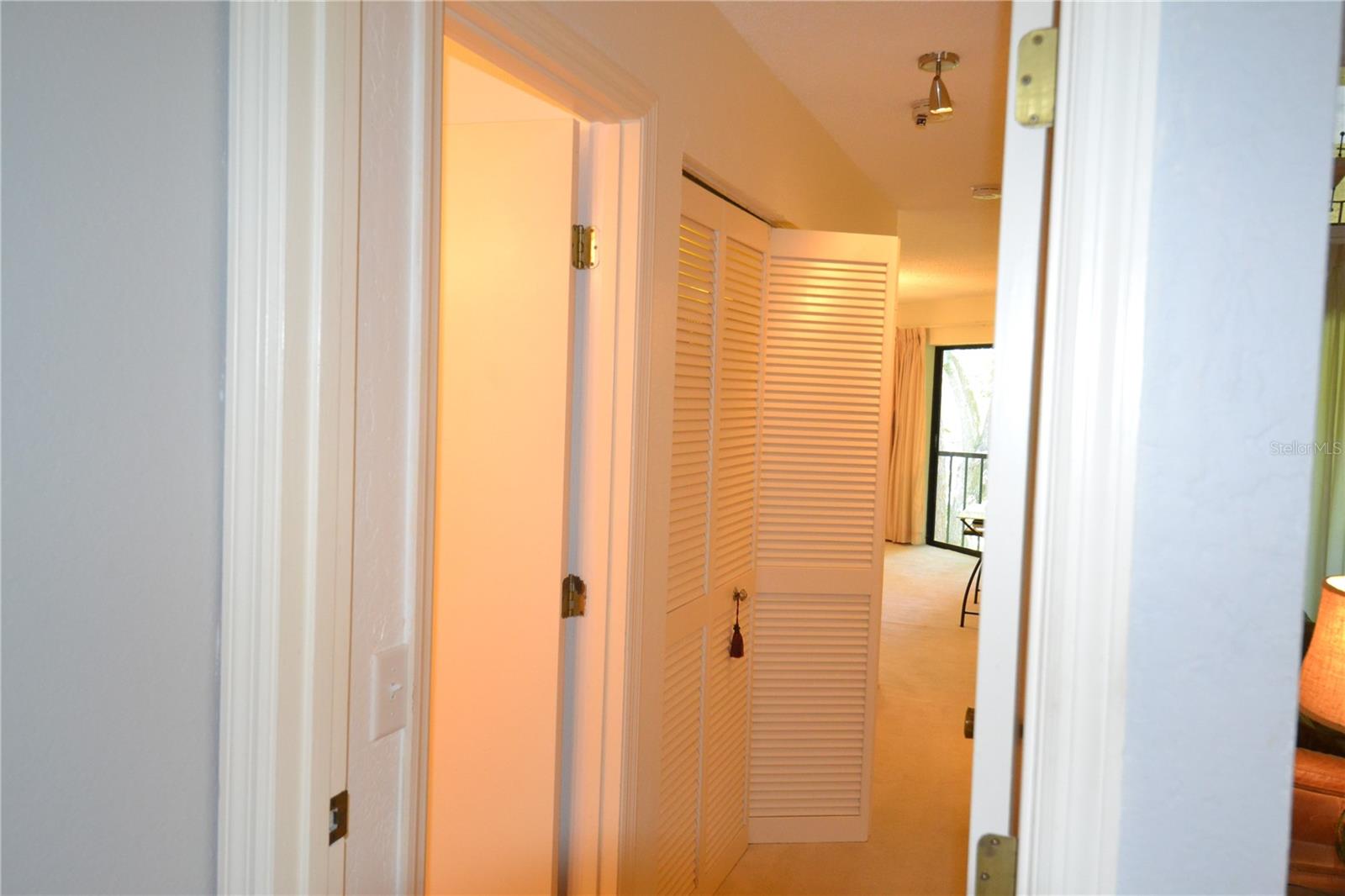 Image 47 of 73 For 112 Lindsay Lane