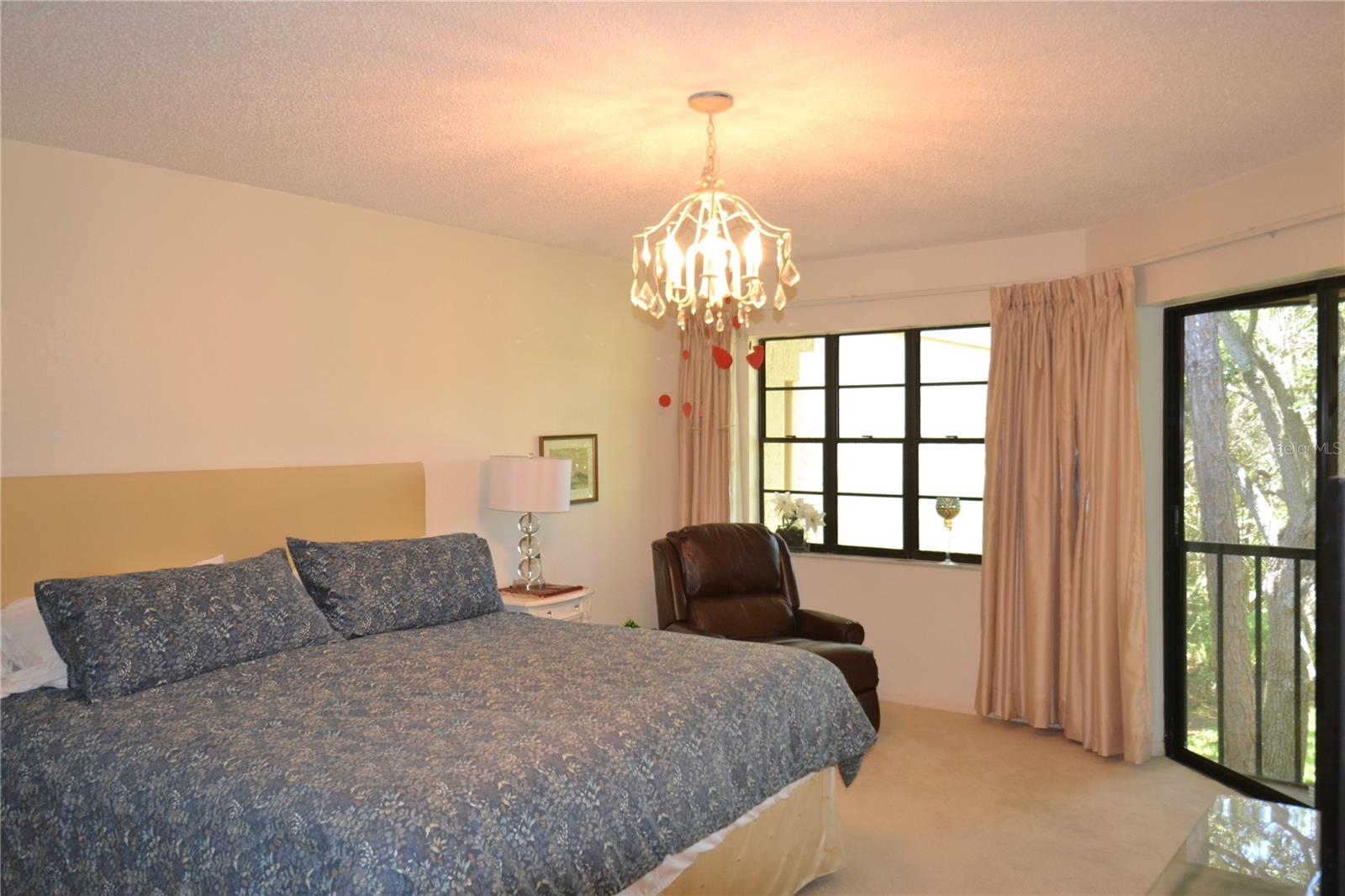 Image 51 of 73 For 112 Lindsay Lane