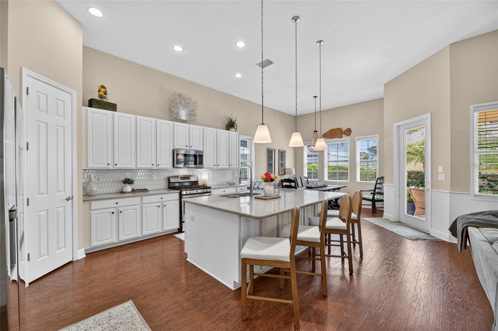 Image 14 of 81 For 508 Winterside Drive