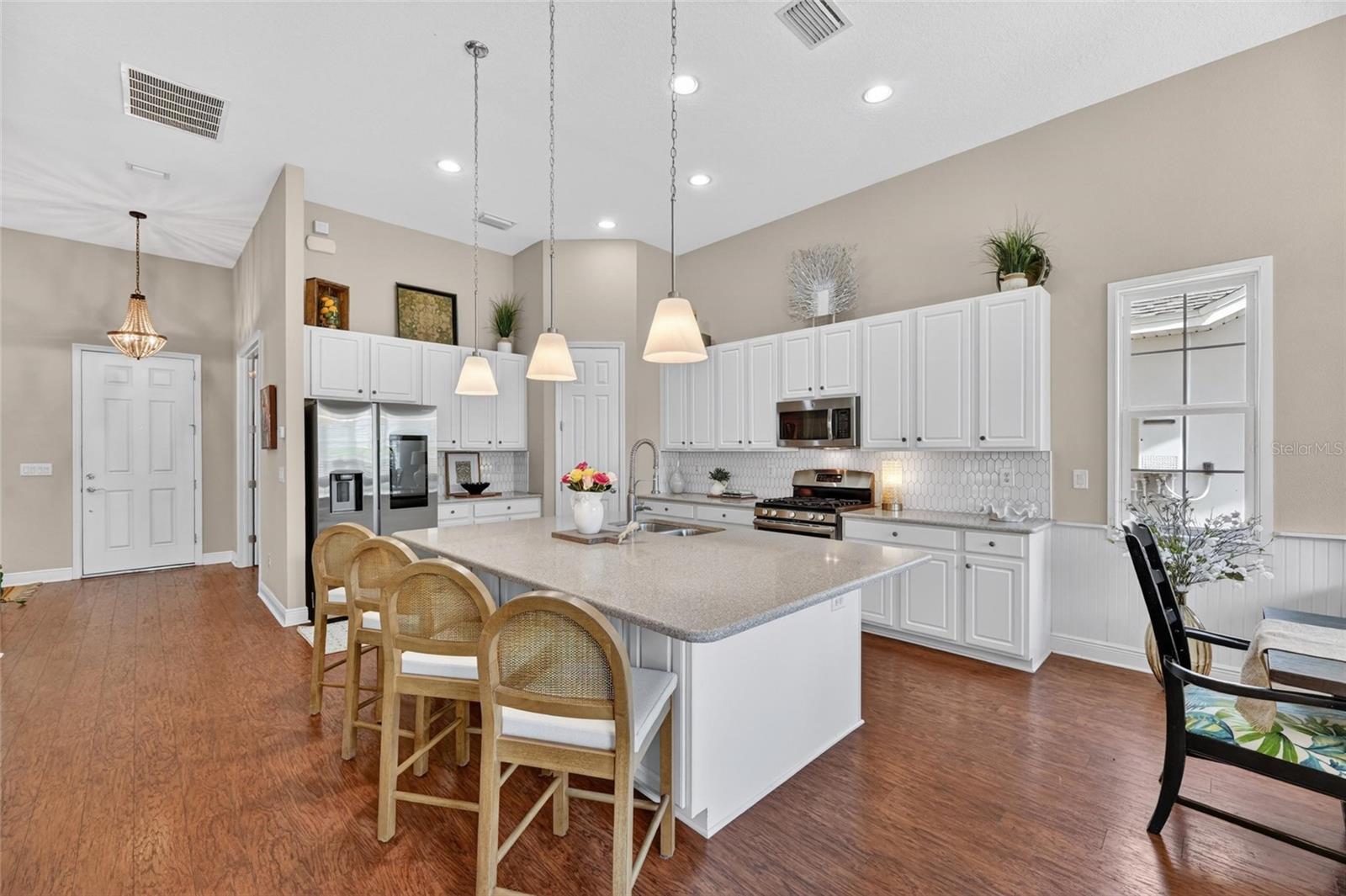 Image 16 of 81 For 508 Winterside Drive