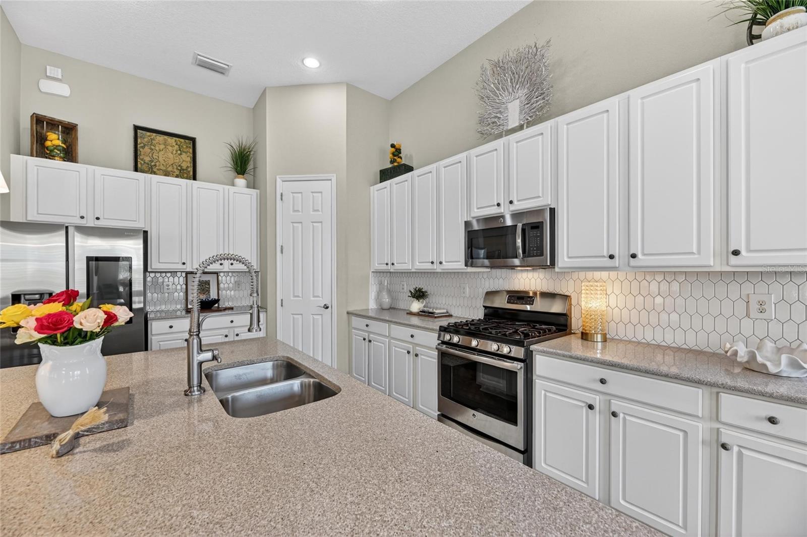 Image 19 of 81 For 508 Winterside Drive