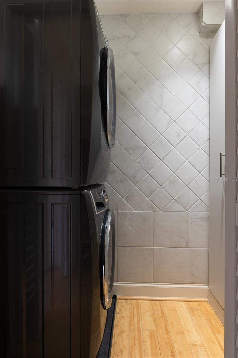 Listing photo id 31 for 11820 Capri Circle S