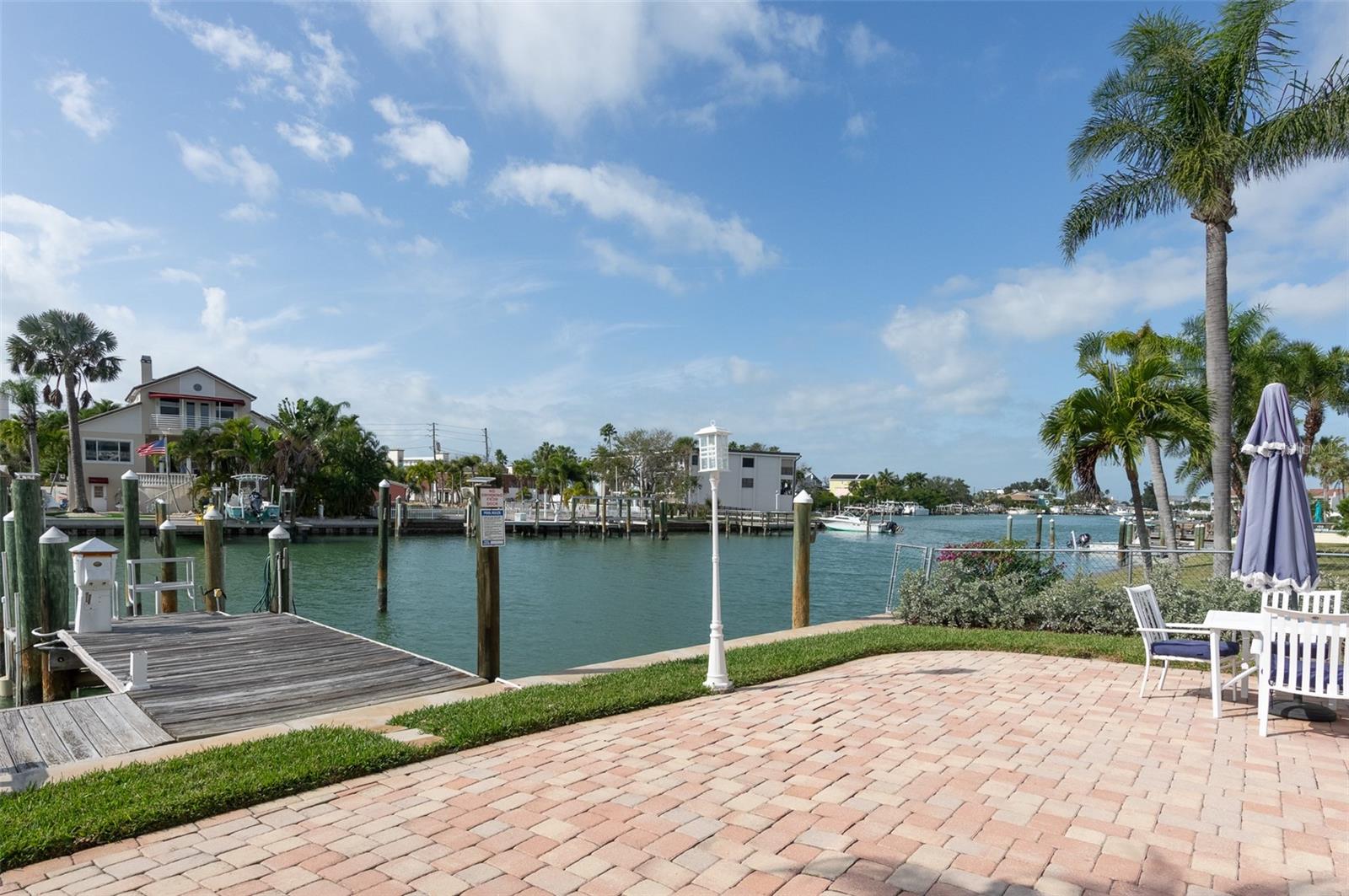 Listing photo id 42 for 11820 Capri Circle S