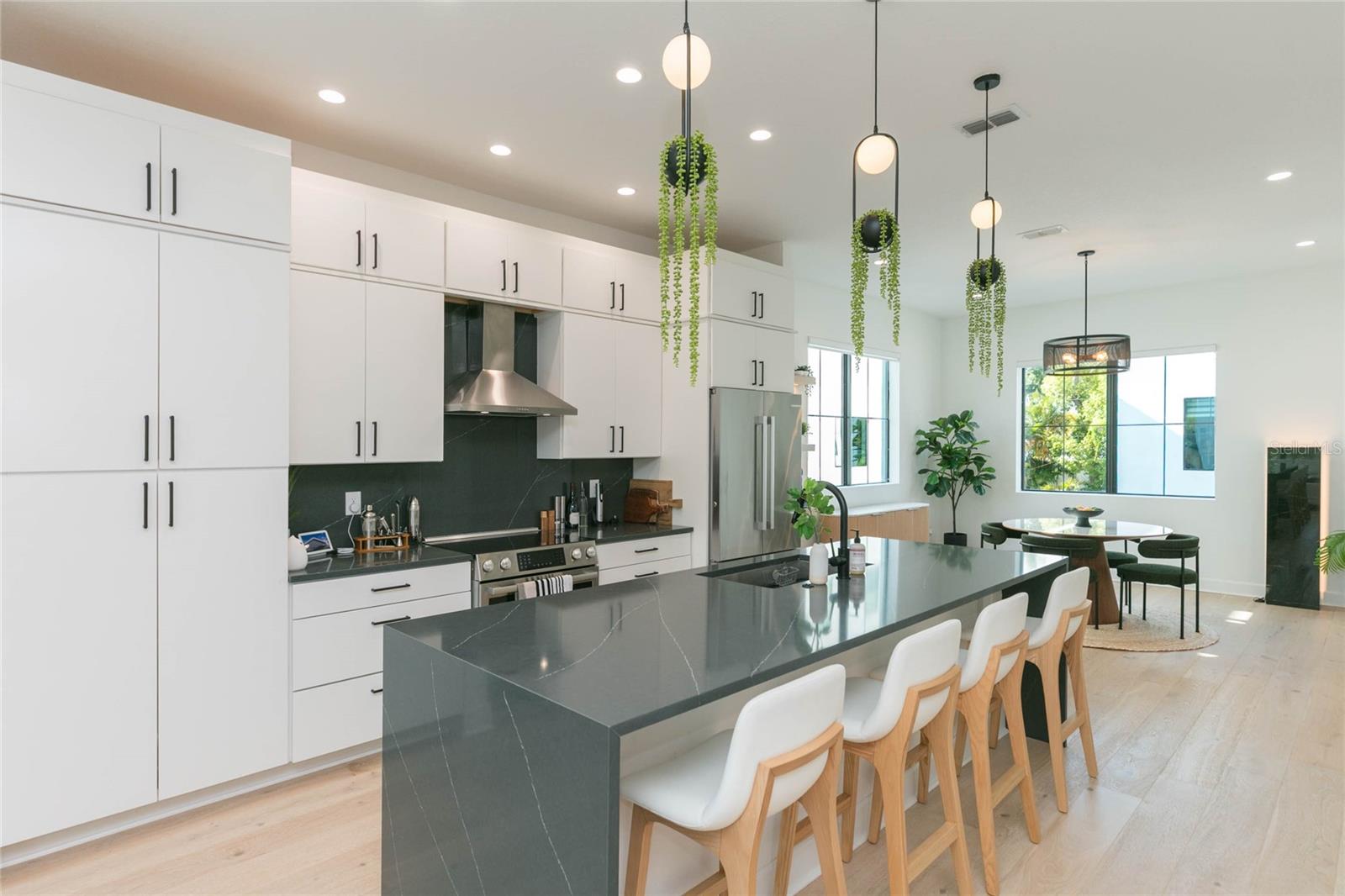 Image 6 of 40 For 2851 Gandy Boulevard 5