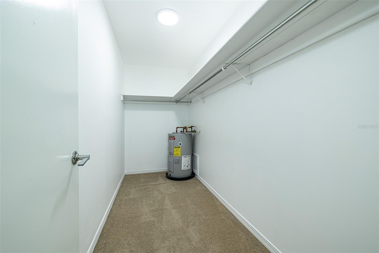 Image 13 of 26 For 6950 Avenue Des Palais  2a