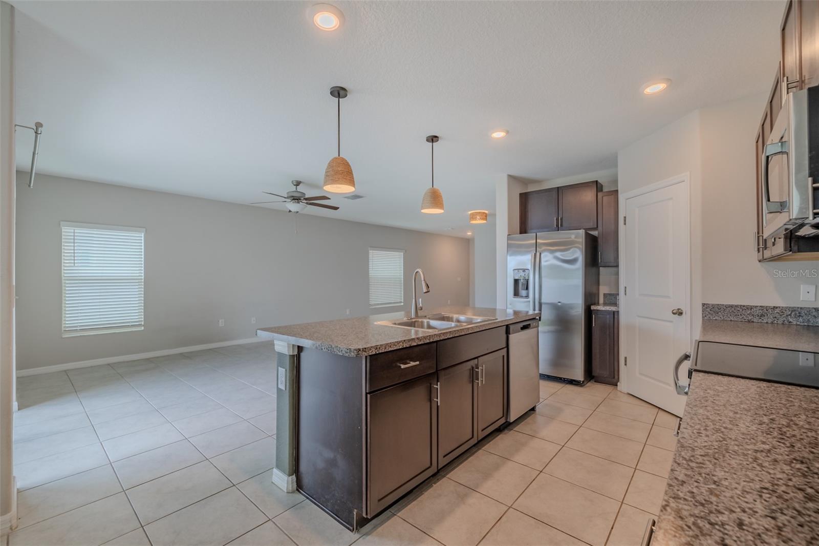 Image 15 of 48 For 4712 Ron Eddie