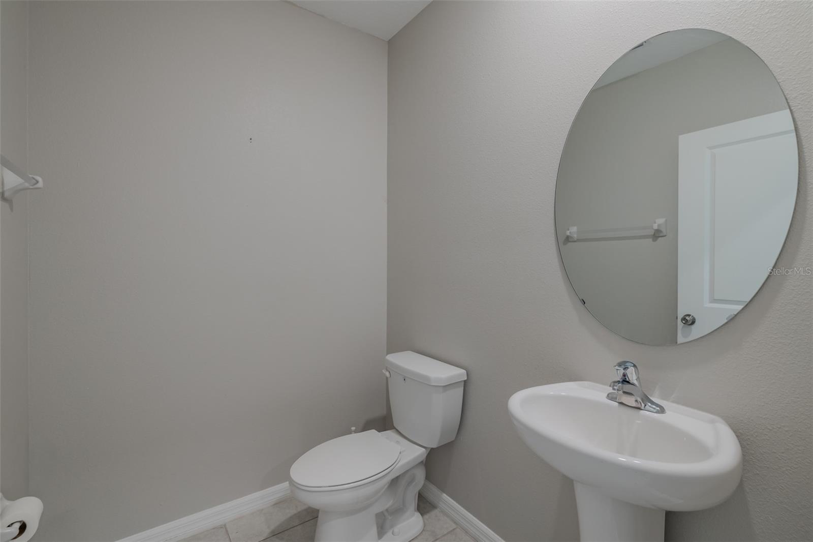 Image 19 of 48 For 4712 Ron Eddie