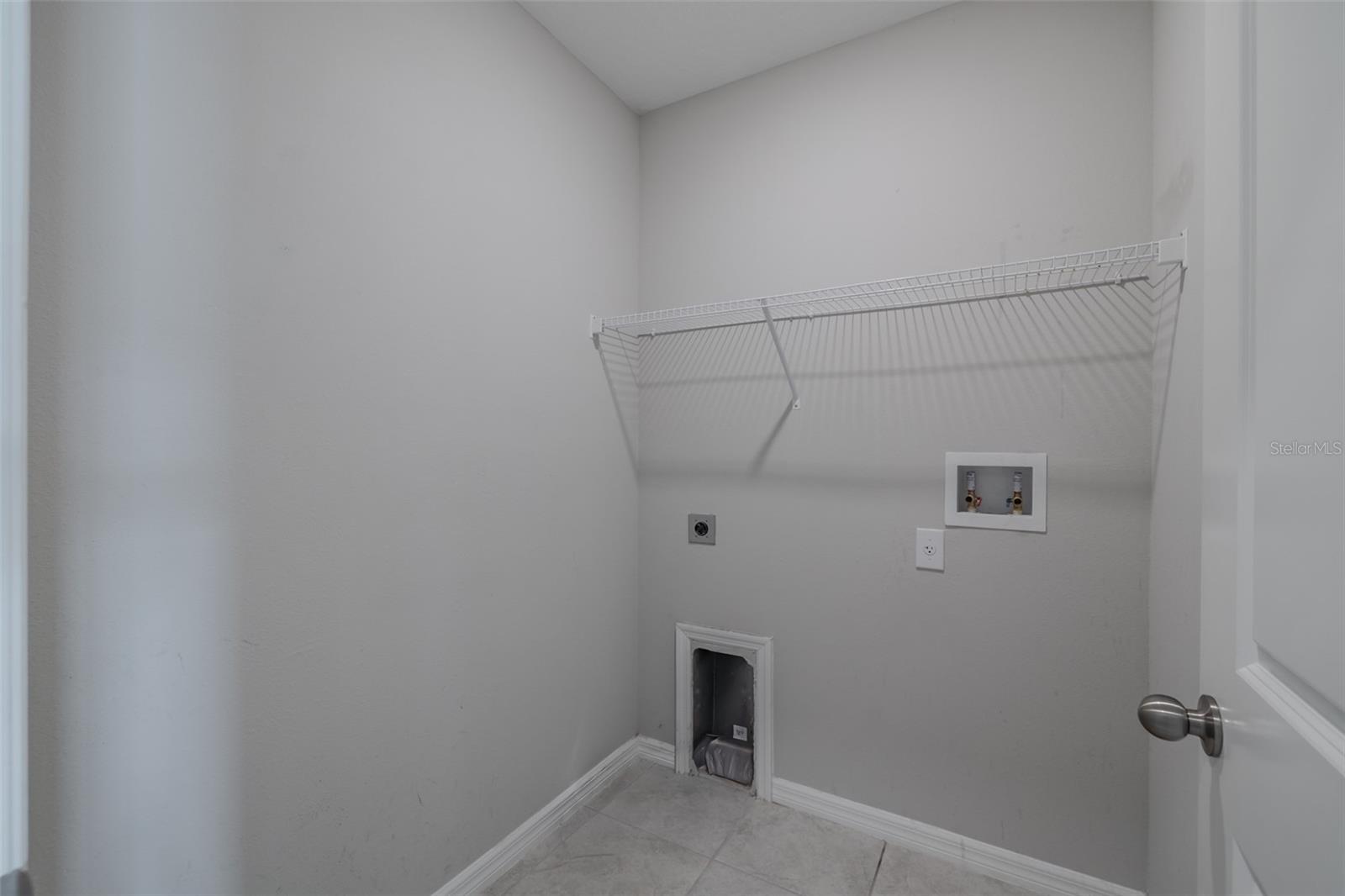 Image 20 of 48 For 4712 Ron Eddie