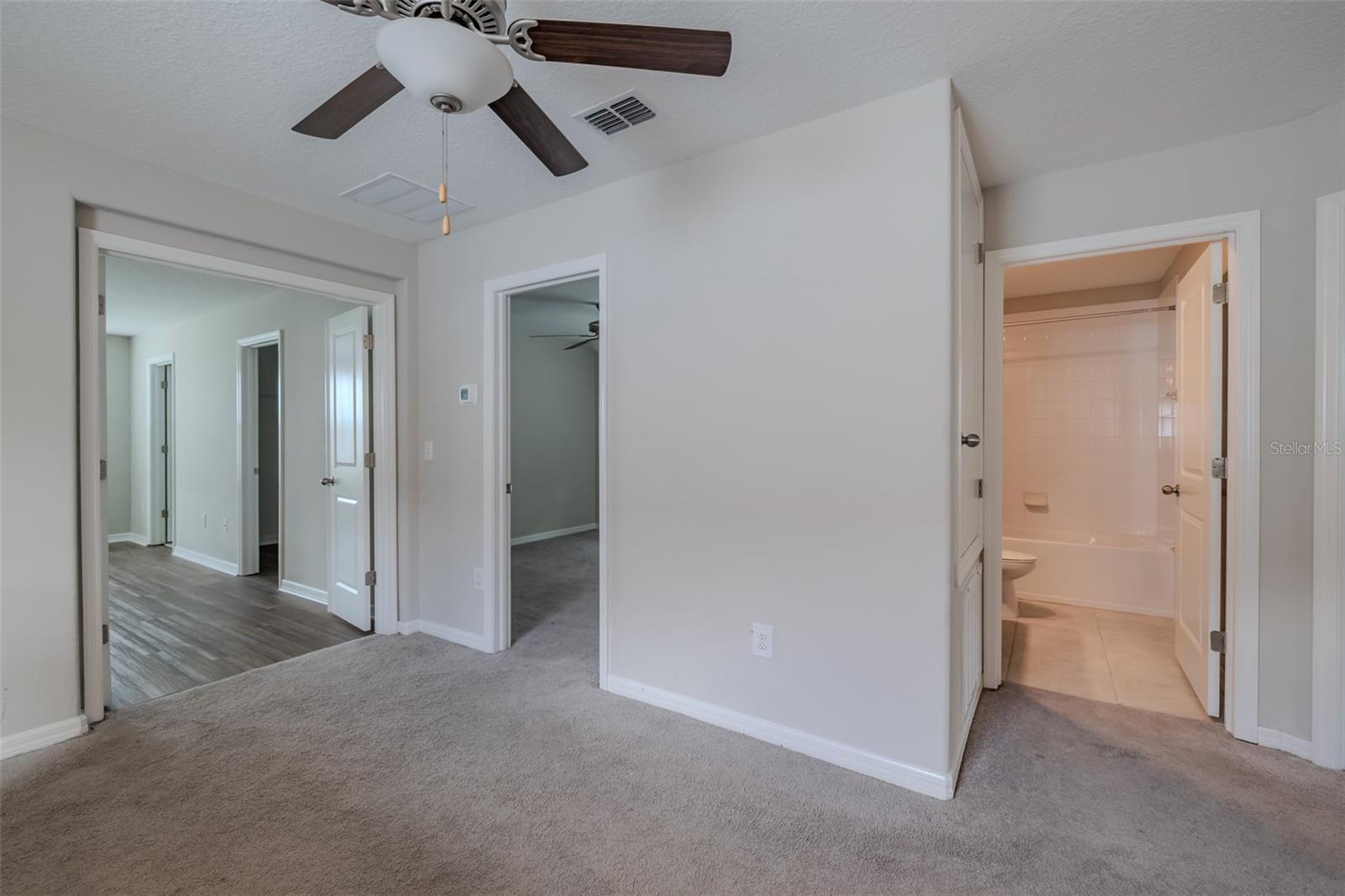 Image 21 of 48 For 4712 Ron Eddie