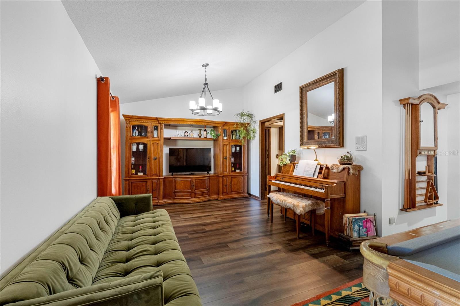 Image 13 of 73 For 11109 Winn Road