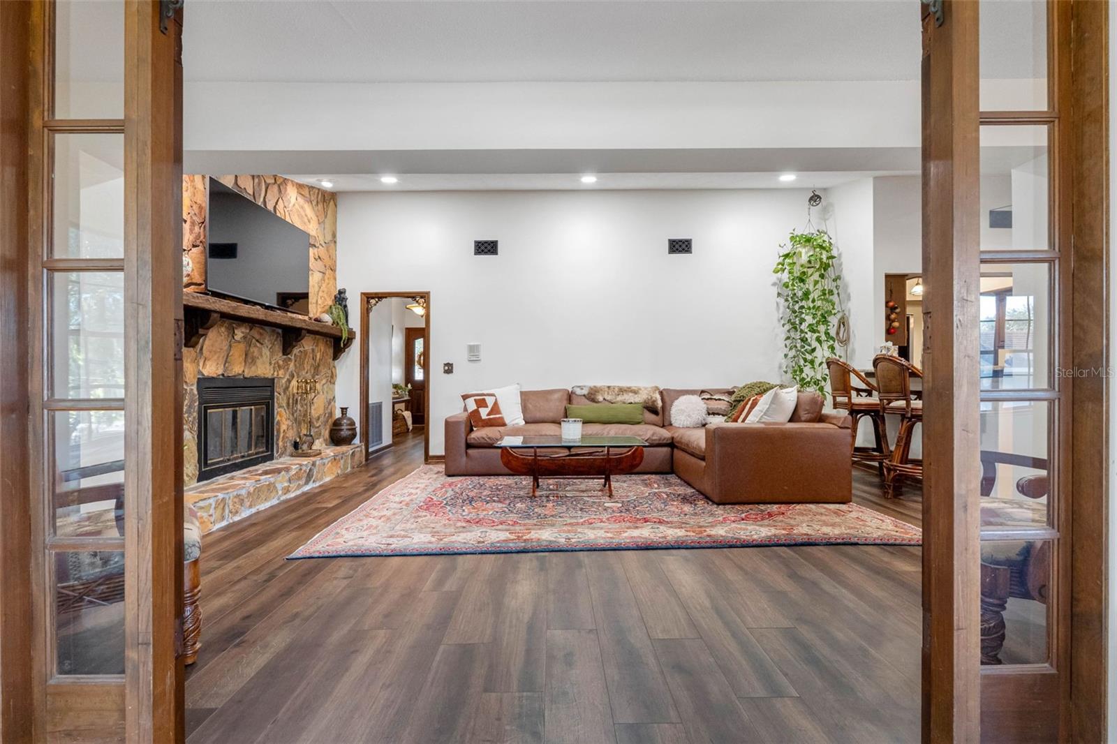 Image 19 of 73 For 11109 Winn Road