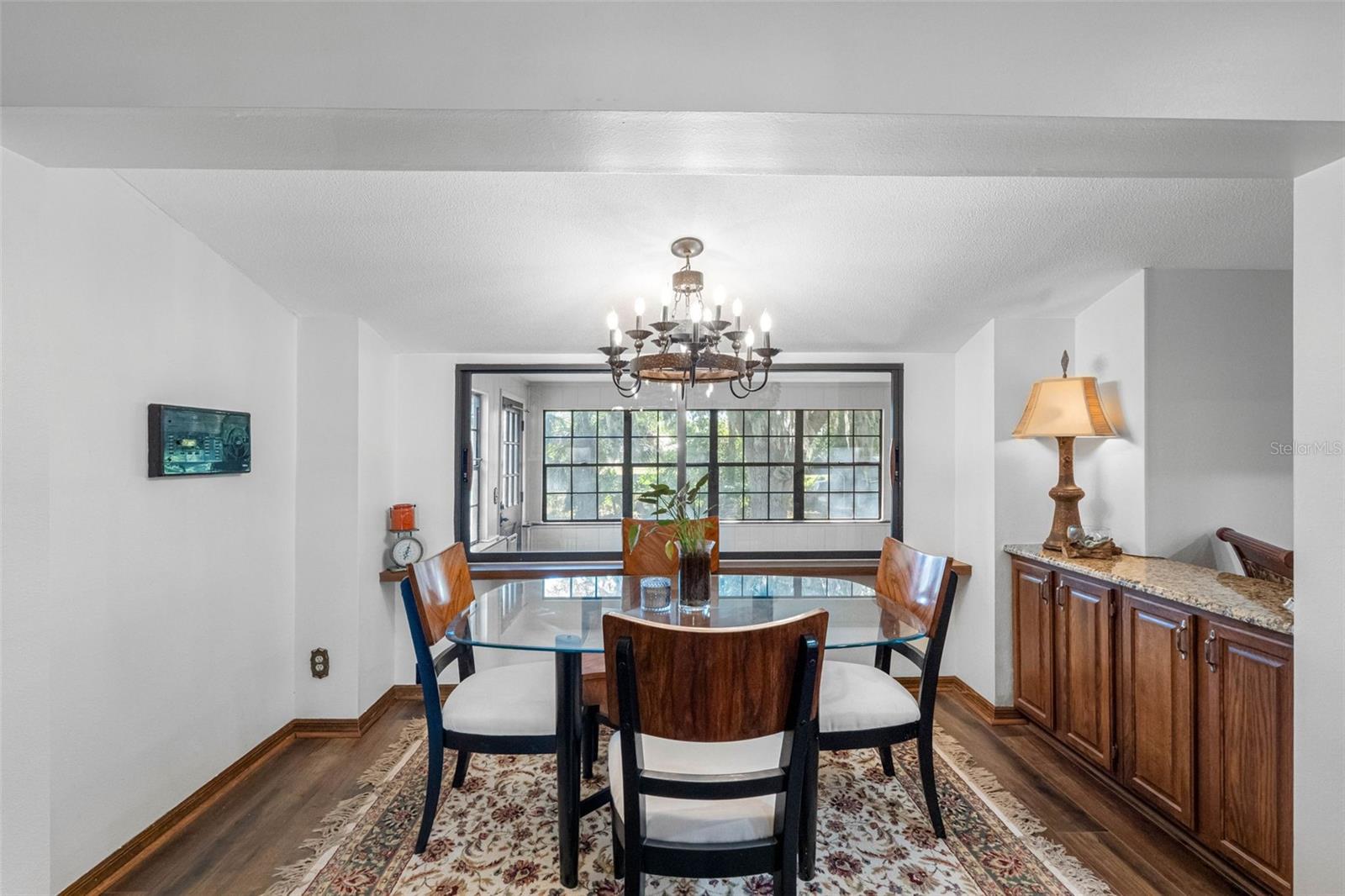 Image 22 of 73 For 11109 Winn Road