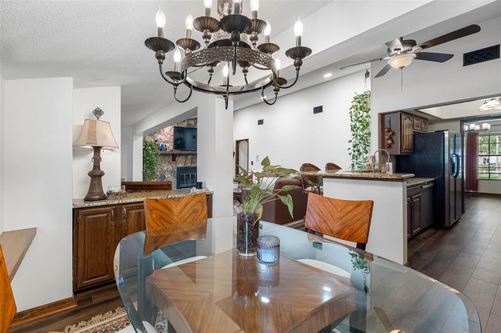 Image 24 of 73 For 11109 Winn Road