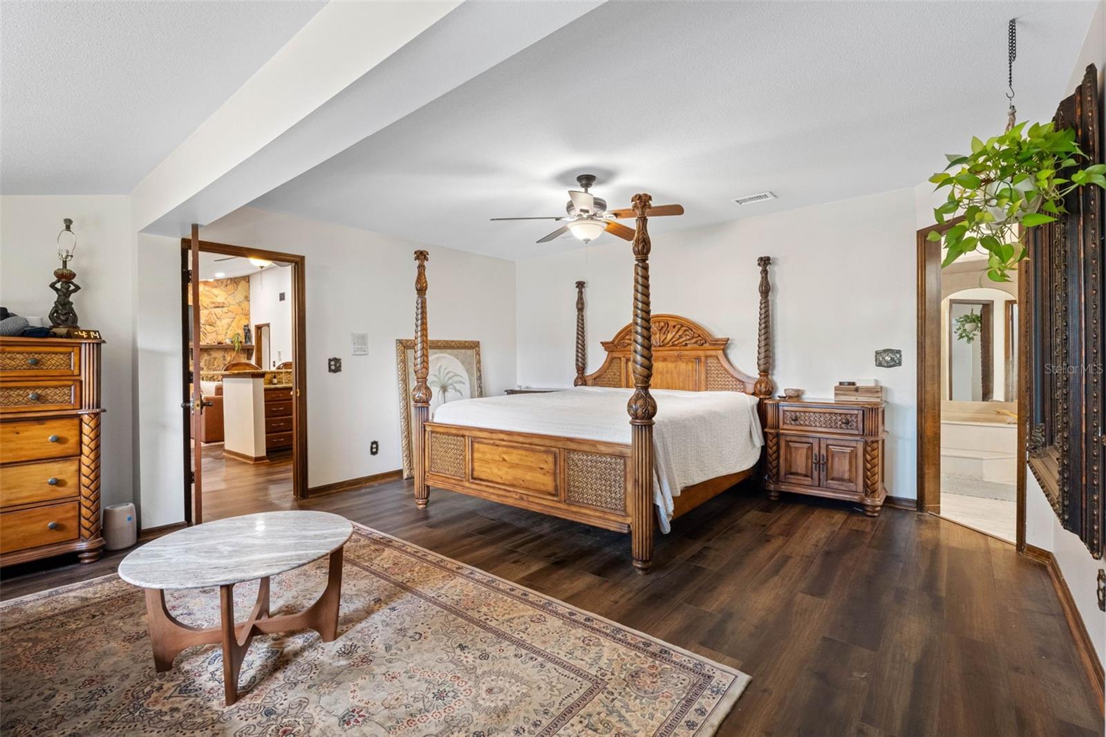 Image 42 of 73 For 11109 Winn Road