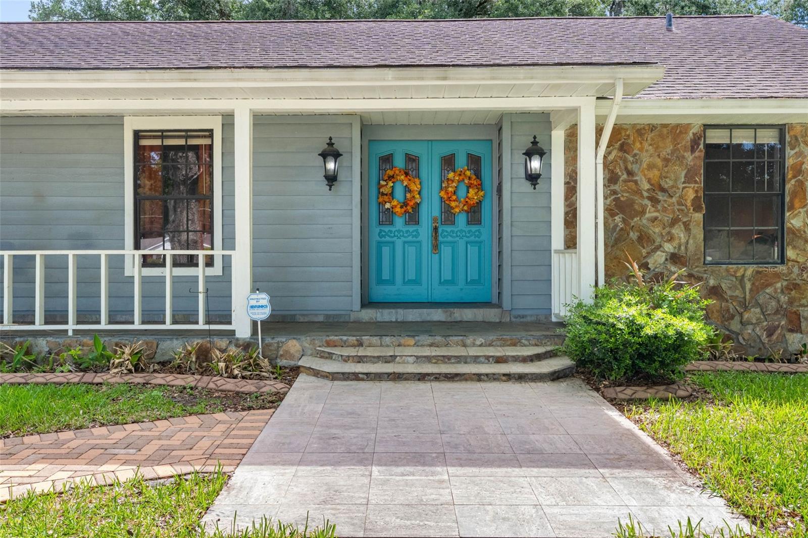 Image 6 of 73 For 11109 Winn Road