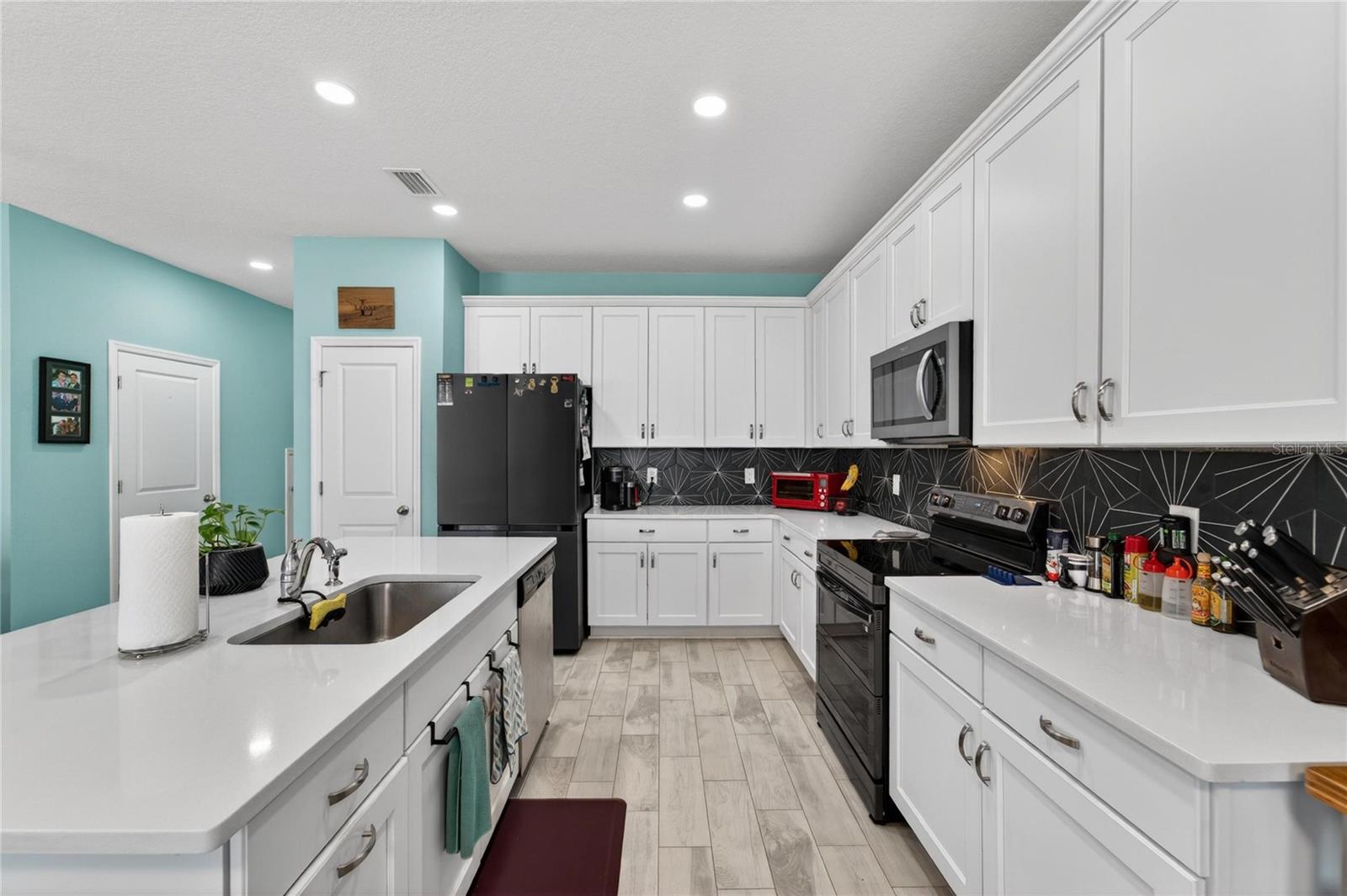 Image 12 of 35 For 10908 Quickwater Court