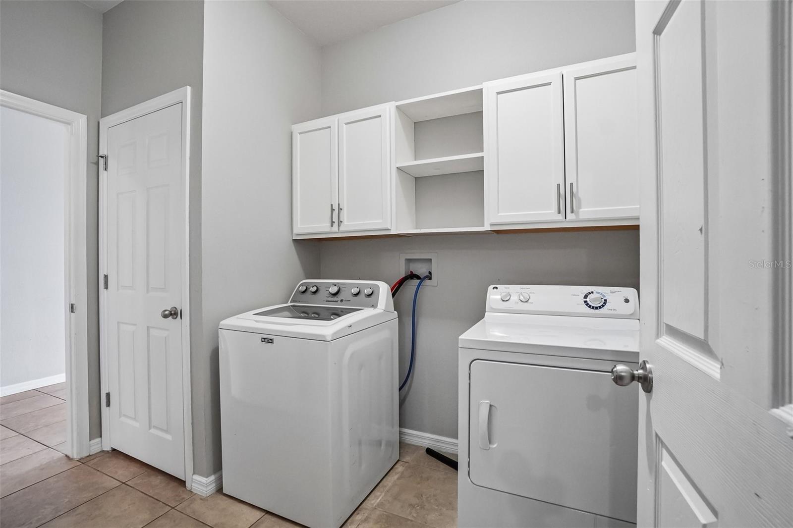 Listing photo id 18 for 14310 Alistar Manor Drive