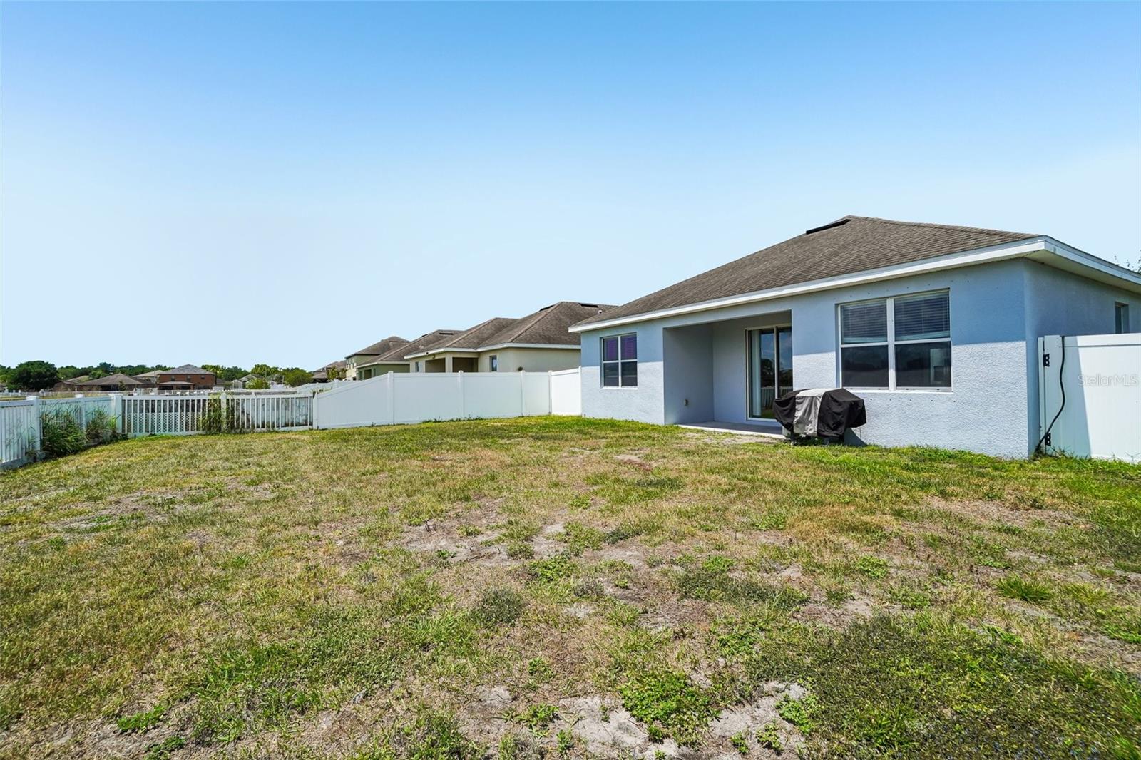 Listing photo id 26 for 14310 Alistar Manor Drive