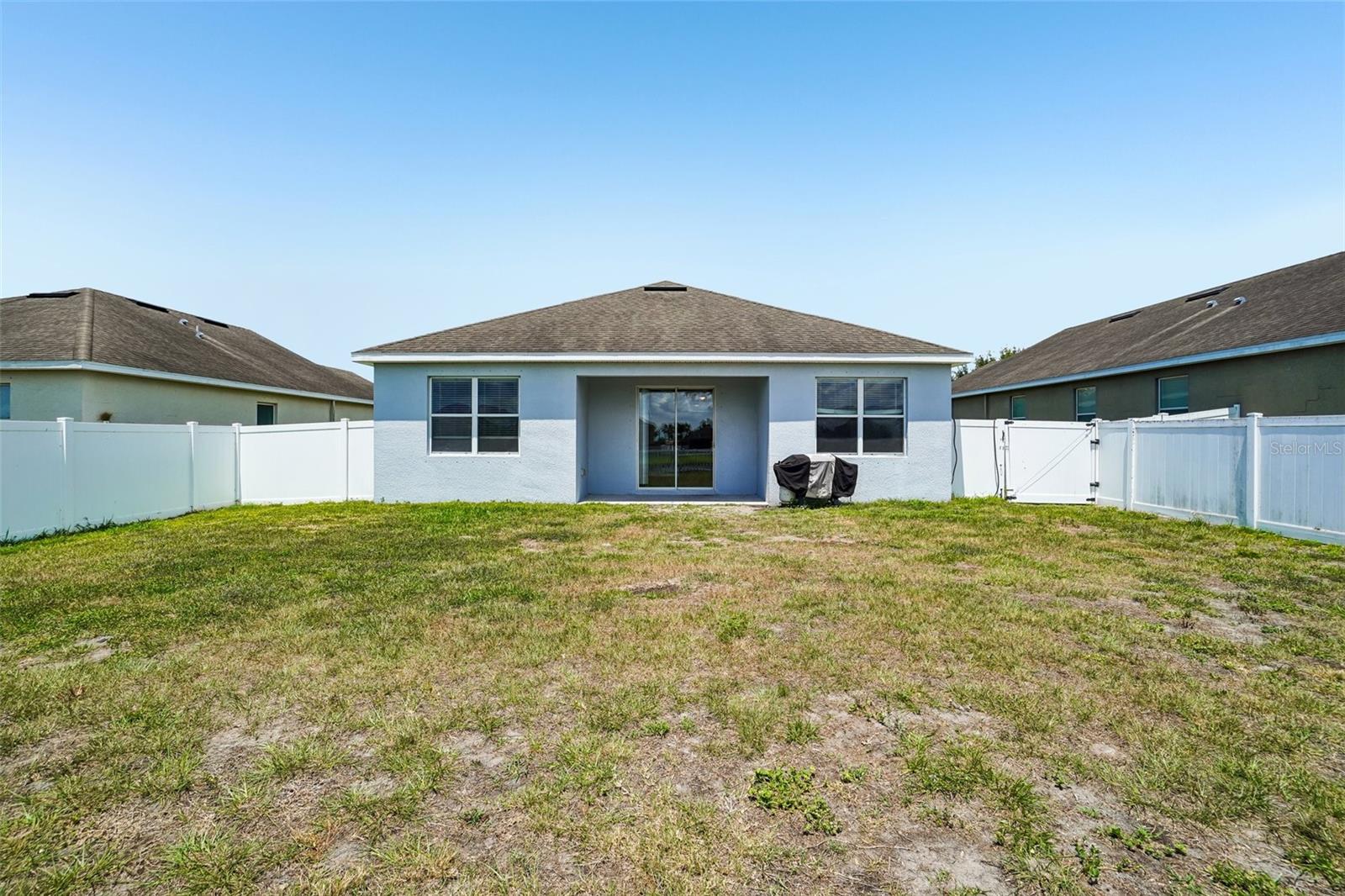 Listing photo id 27 for 14310 Alistar Manor Drive