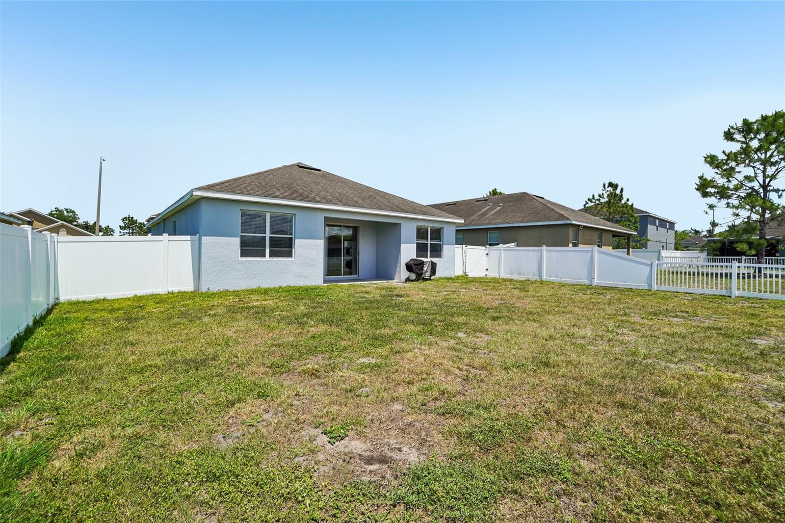 Listing photo id 28 for 14310 Alistar Manor Drive