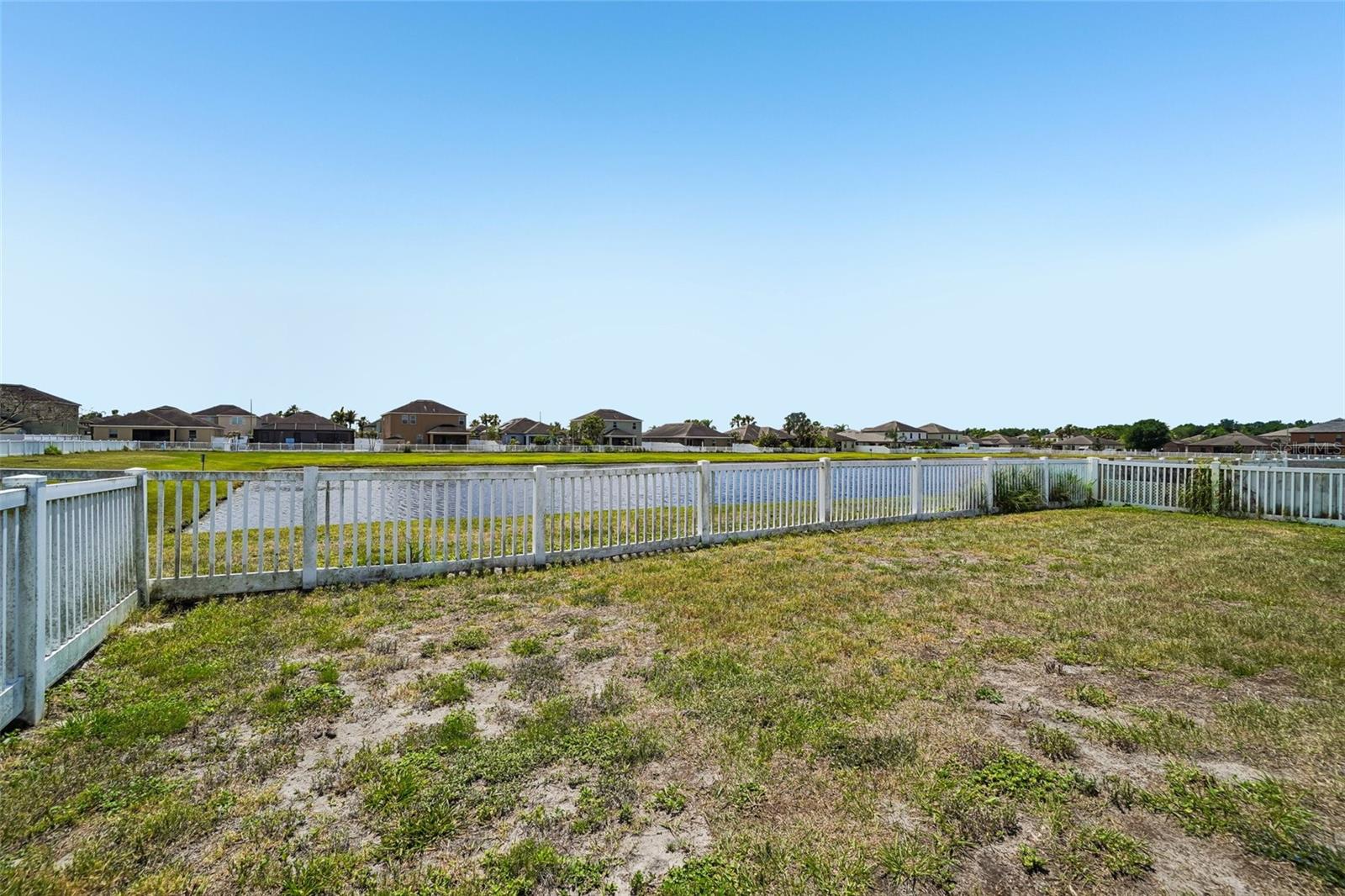 Listing photo id 29 for 14310 Alistar Manor Drive