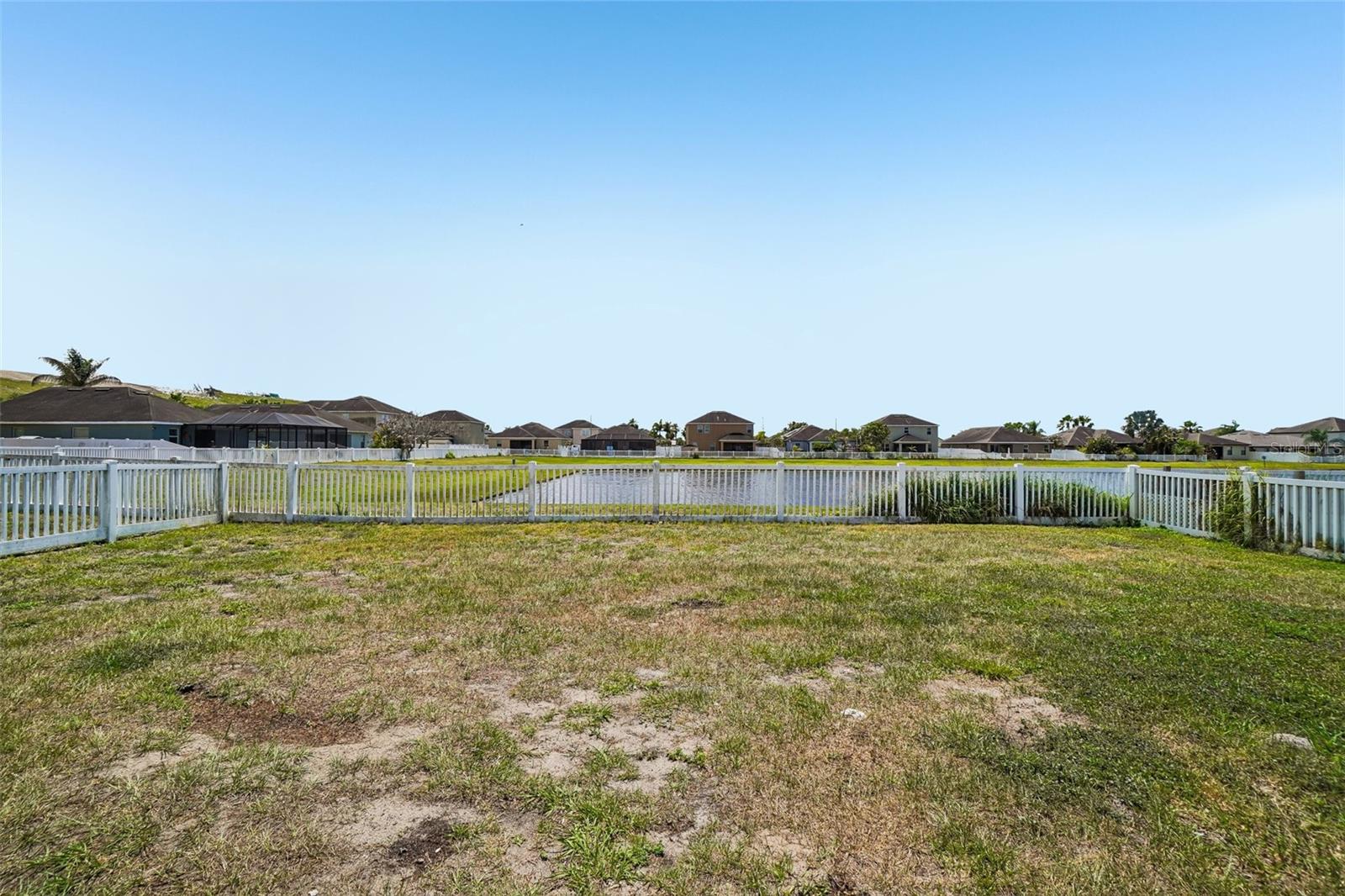 Listing photo id 30 for 14310 Alistar Manor Drive