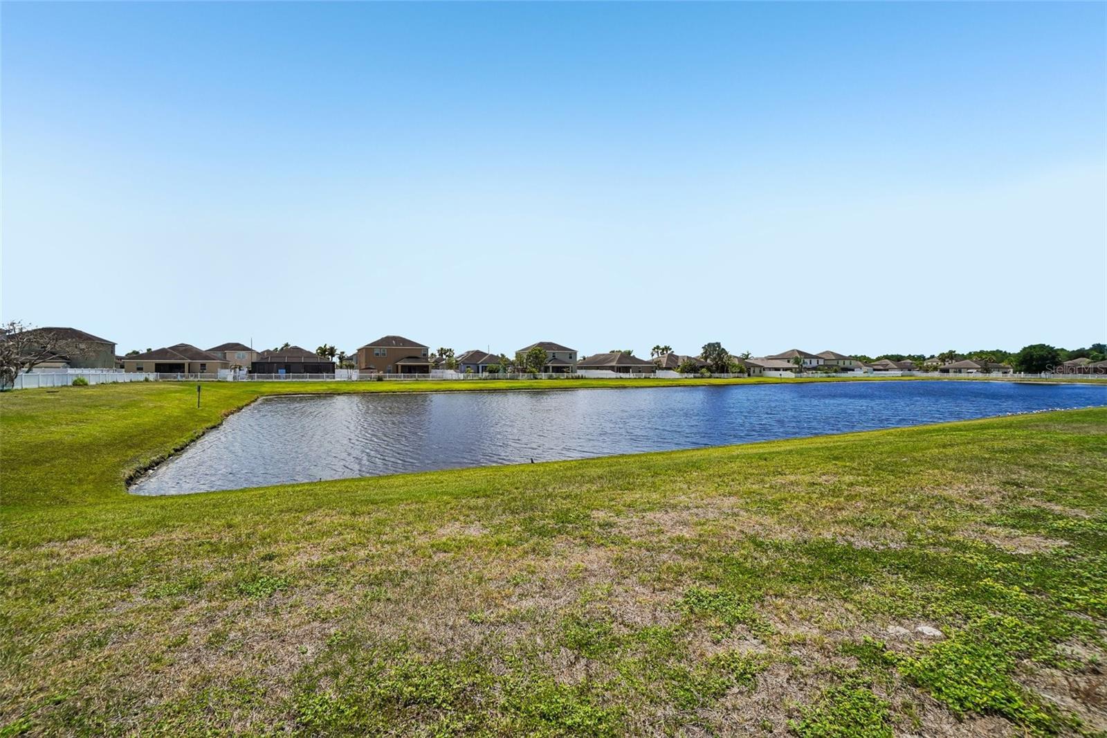 Listing photo id 31 for 14310 Alistar Manor Drive