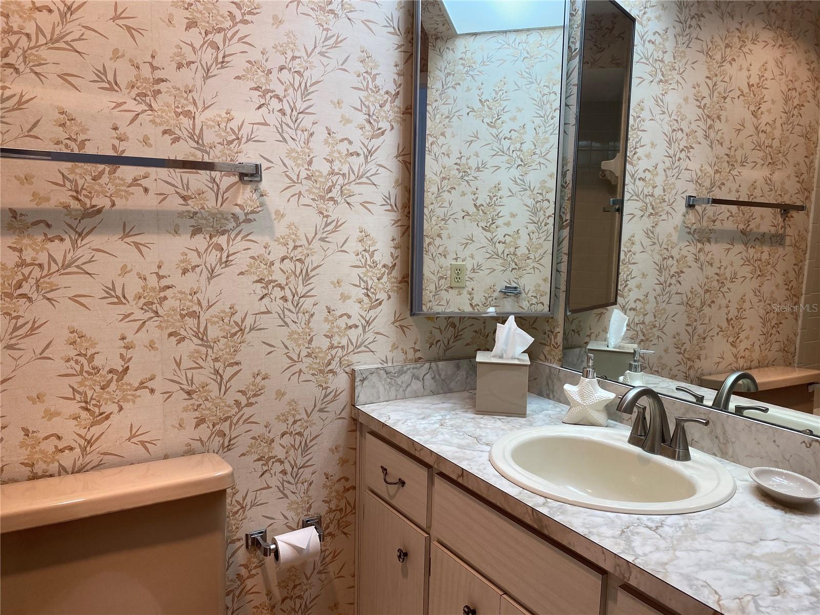 Image 8 of 10 For 4377 Tahitian Gardens Circle G